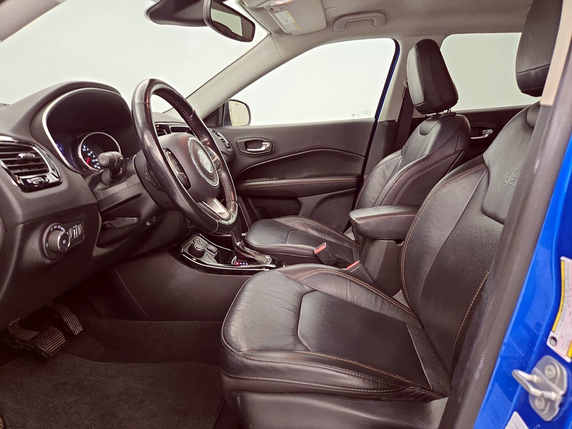 Thumbnail: 2021 Jeep Compass - 11