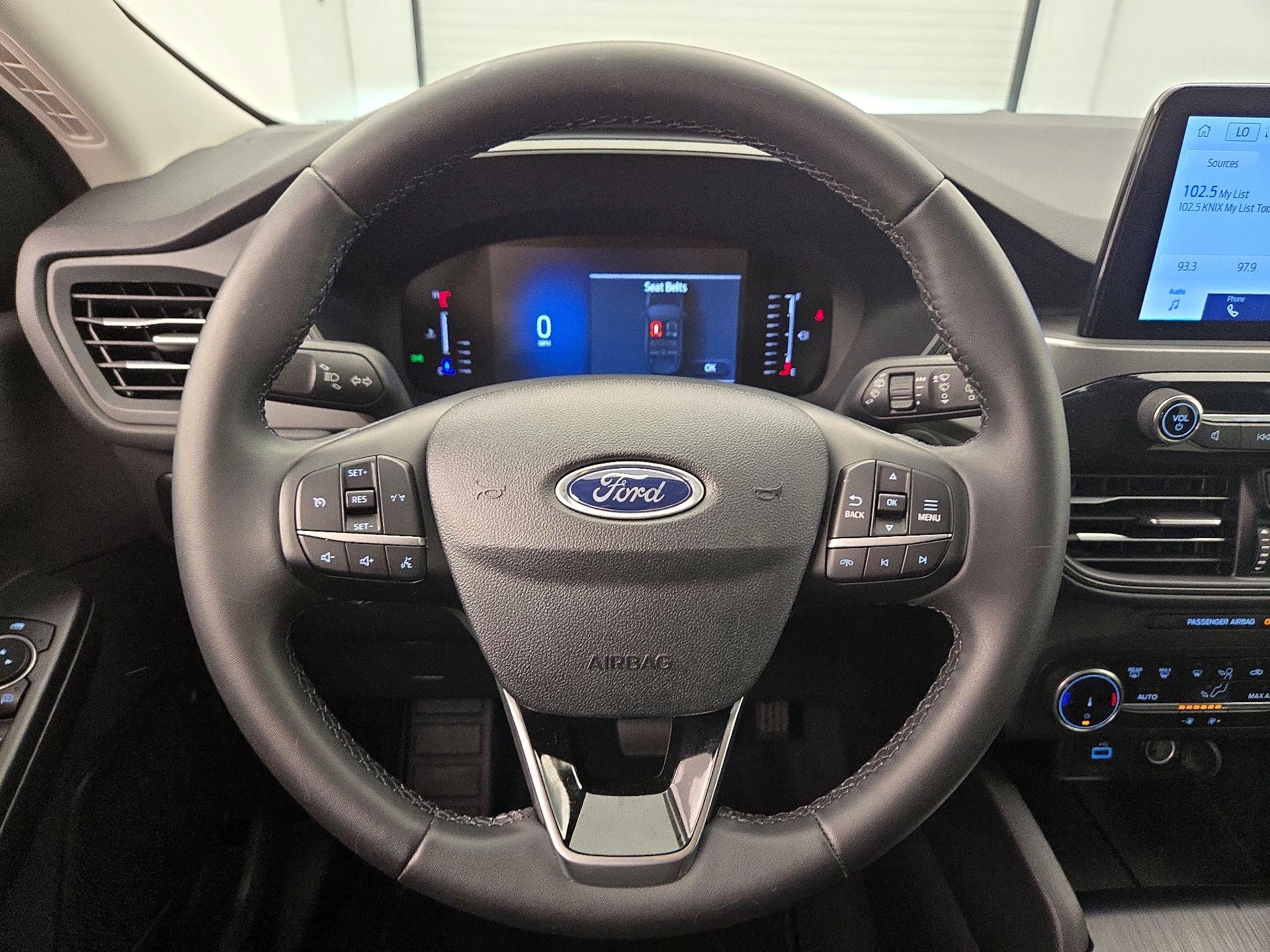 Thumbnail: 2023 Ford Escape - 10
