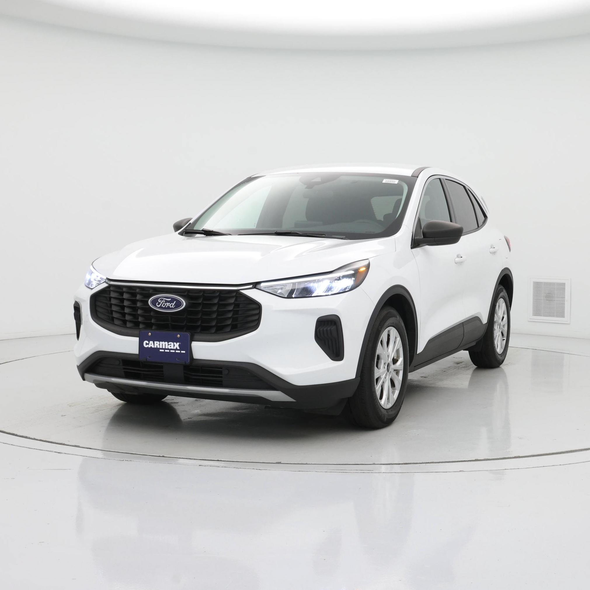 Thumbnail: 2023 Ford Escape - 4