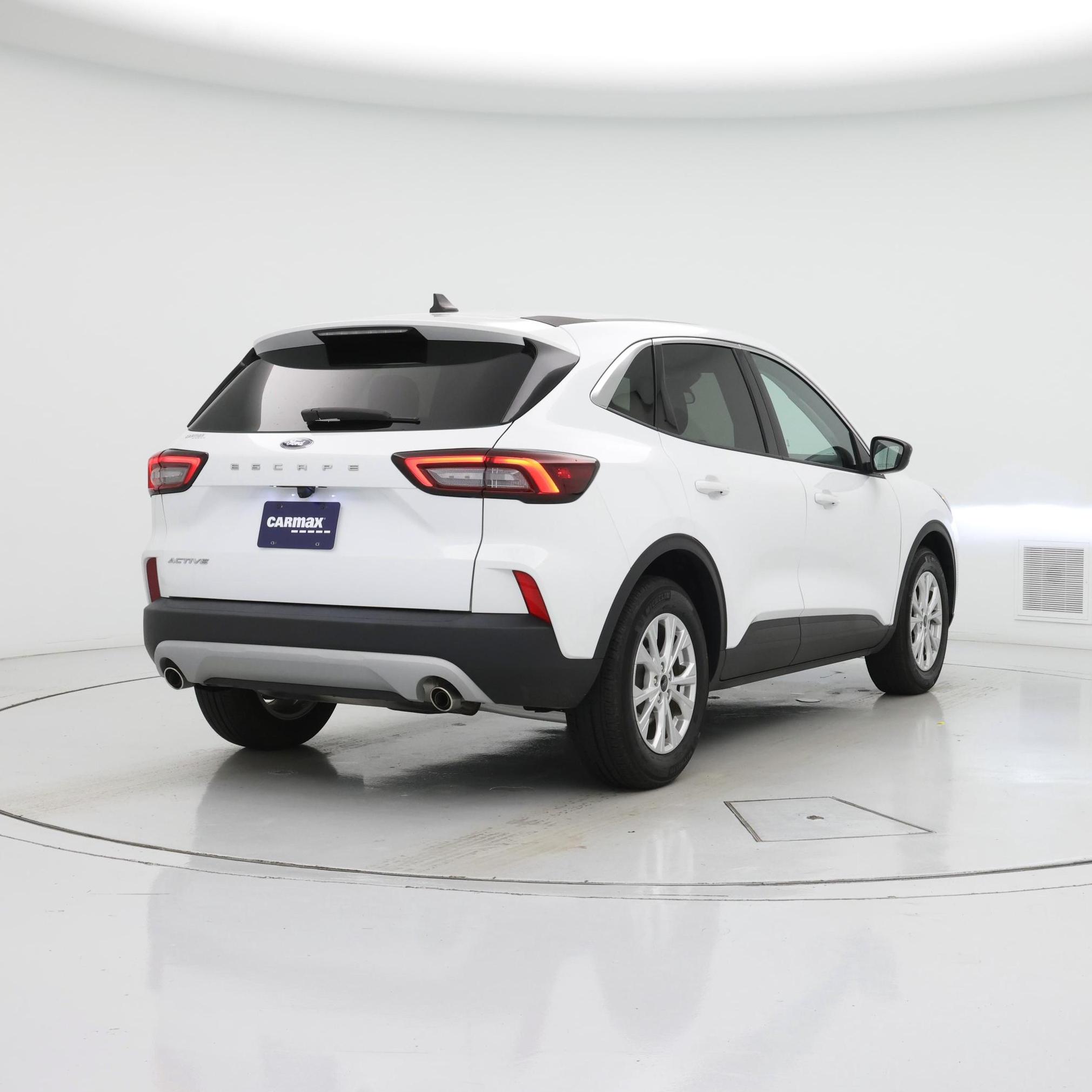 Thumbnail: 2023 Ford Escape - 8