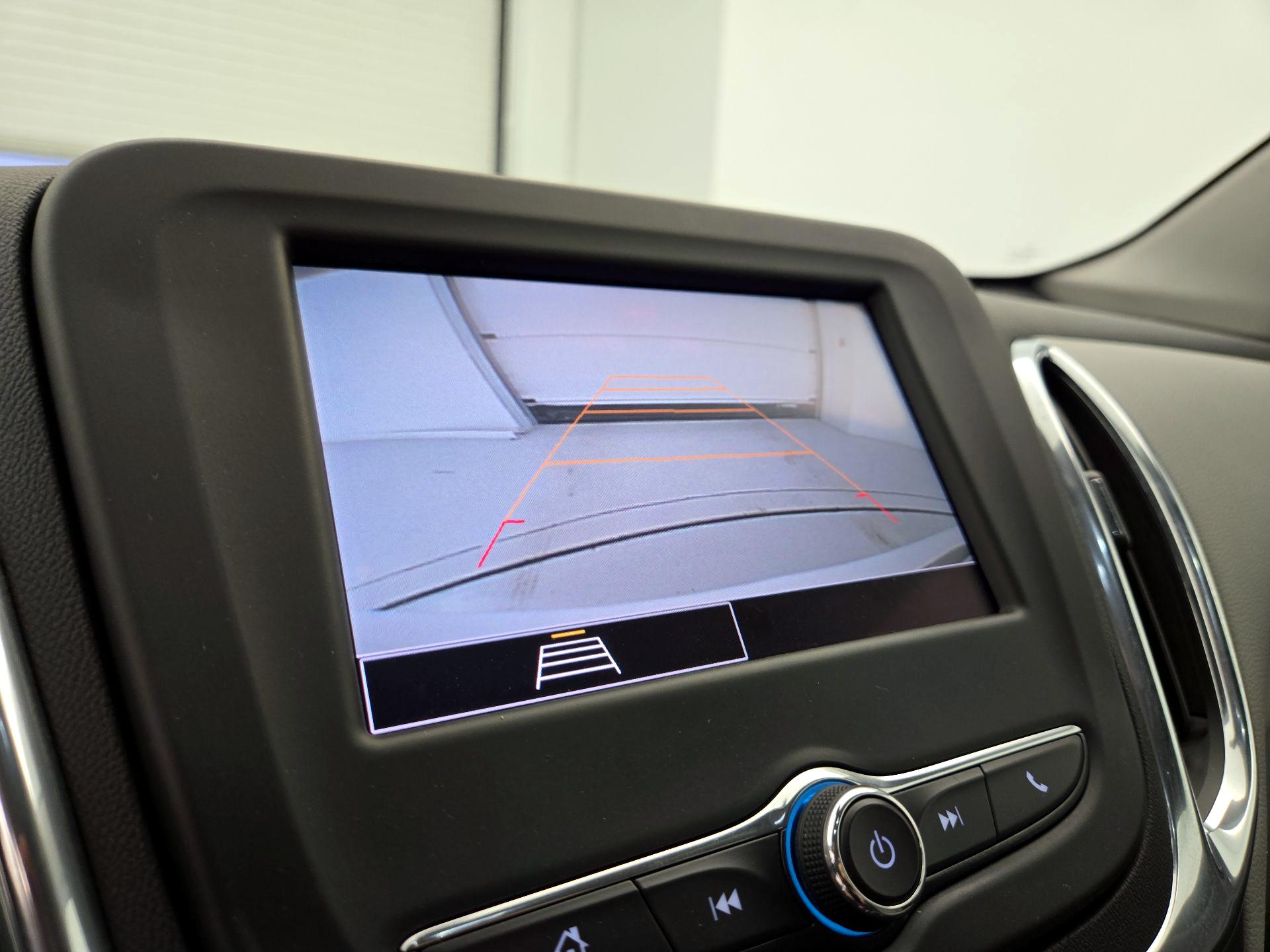 Thumbnail: 2023 Chevrolet Equinox - 14