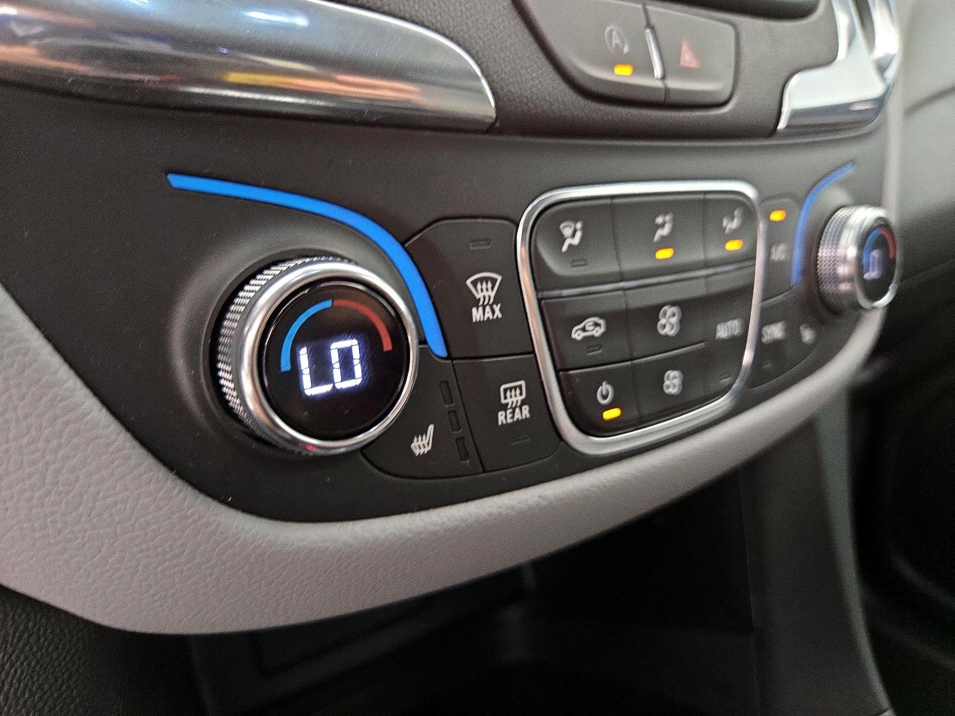Thumbnail: 2023 Chevrolet Equinox - 16