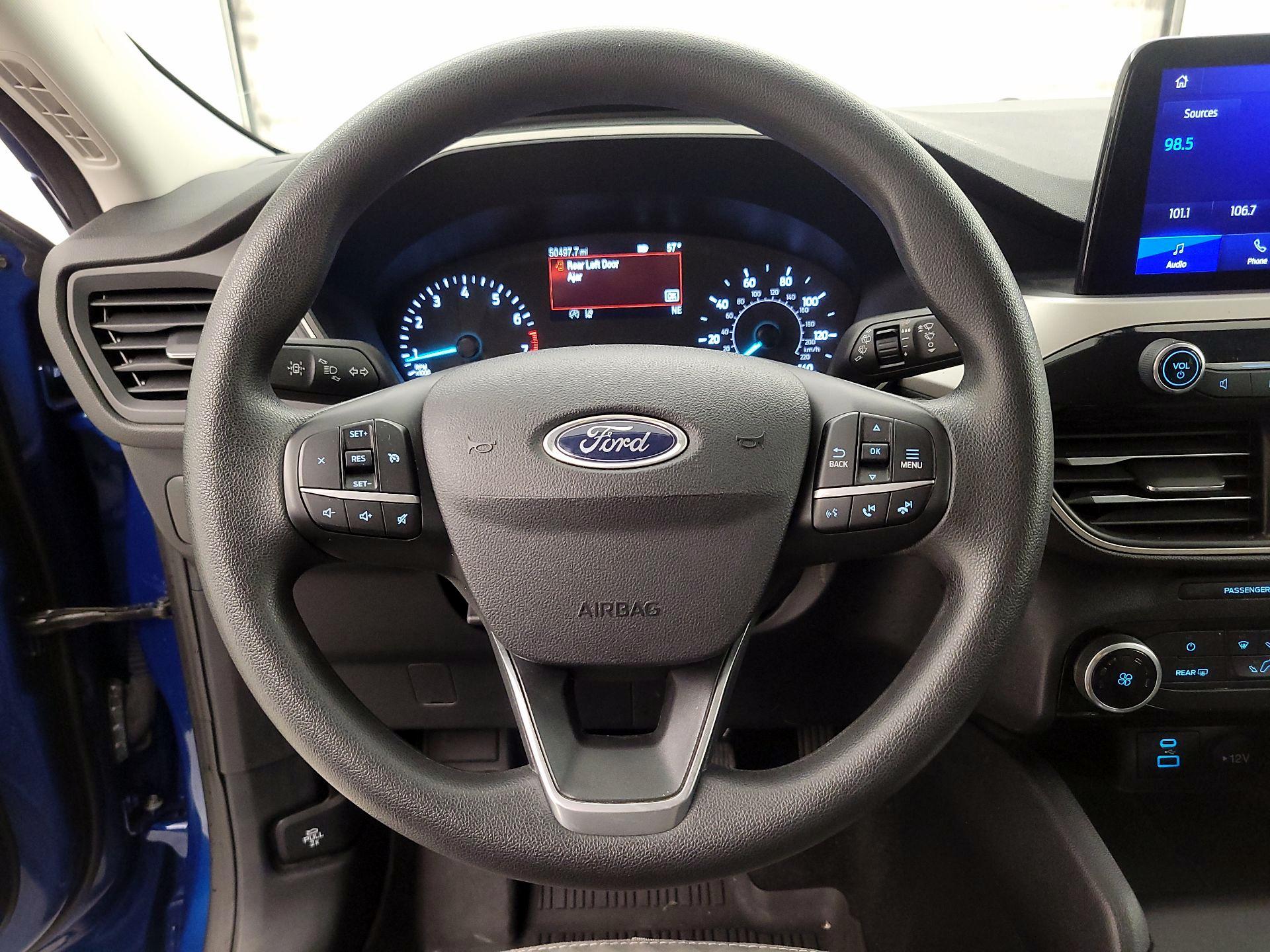 Thumbnail: 2022 Ford Escape - 10