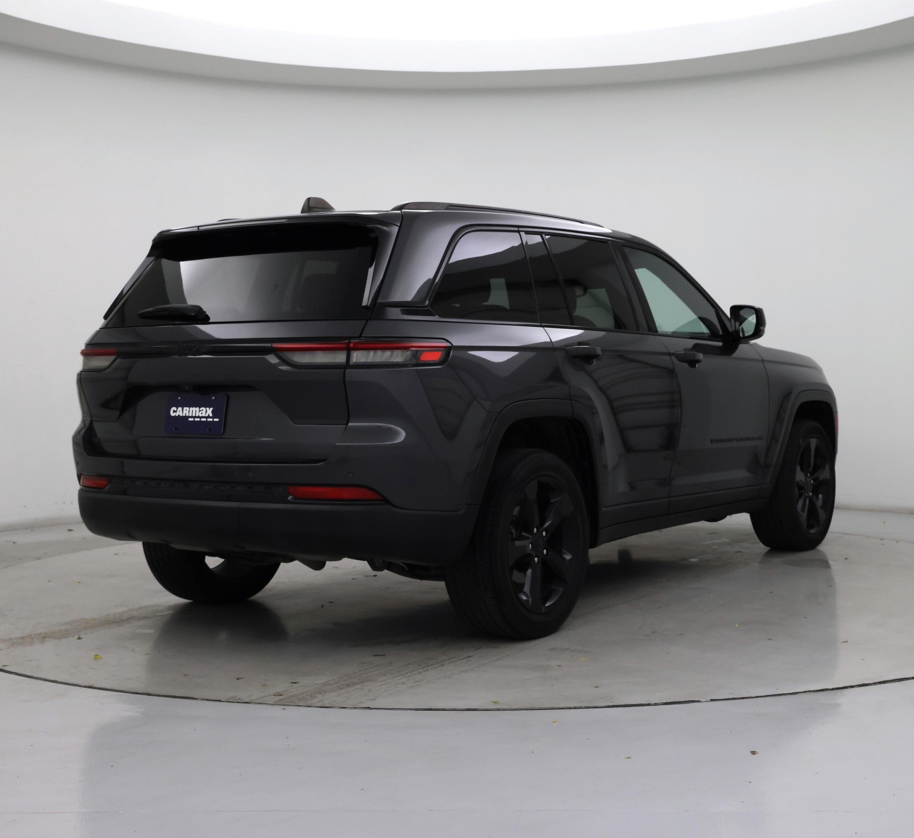 Thumbnail: 2022 Jeep Grand Cherokee - 8