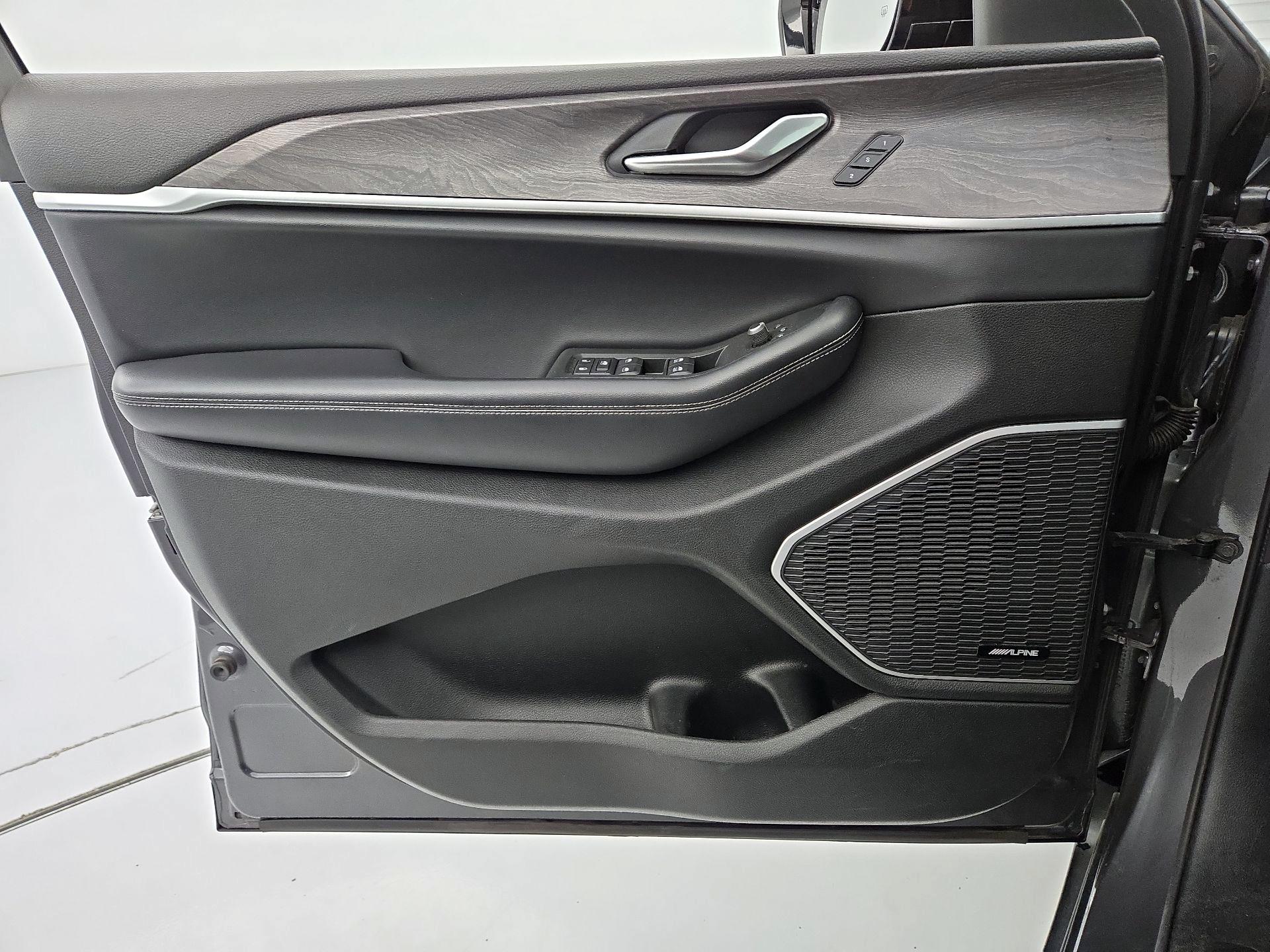 Thumbnail: 2021 Jeep Grand Cherokee L - 12