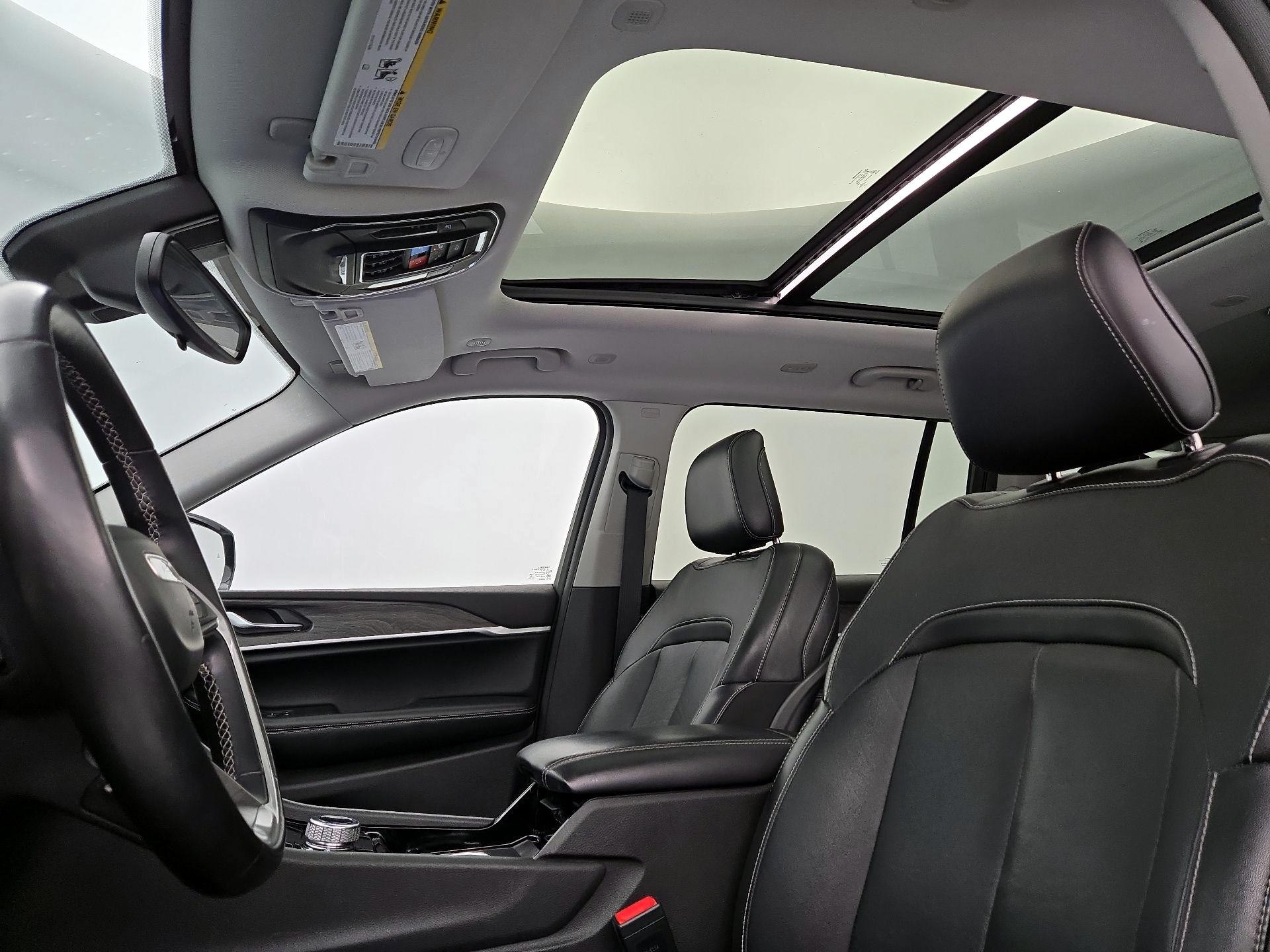 Thumbnail: 2021 Jeep Grand Cherokee L - 20