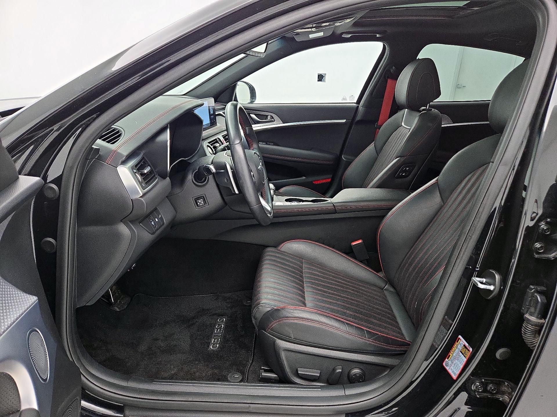 Thumbnail: 2023 Genesis G70 - 11