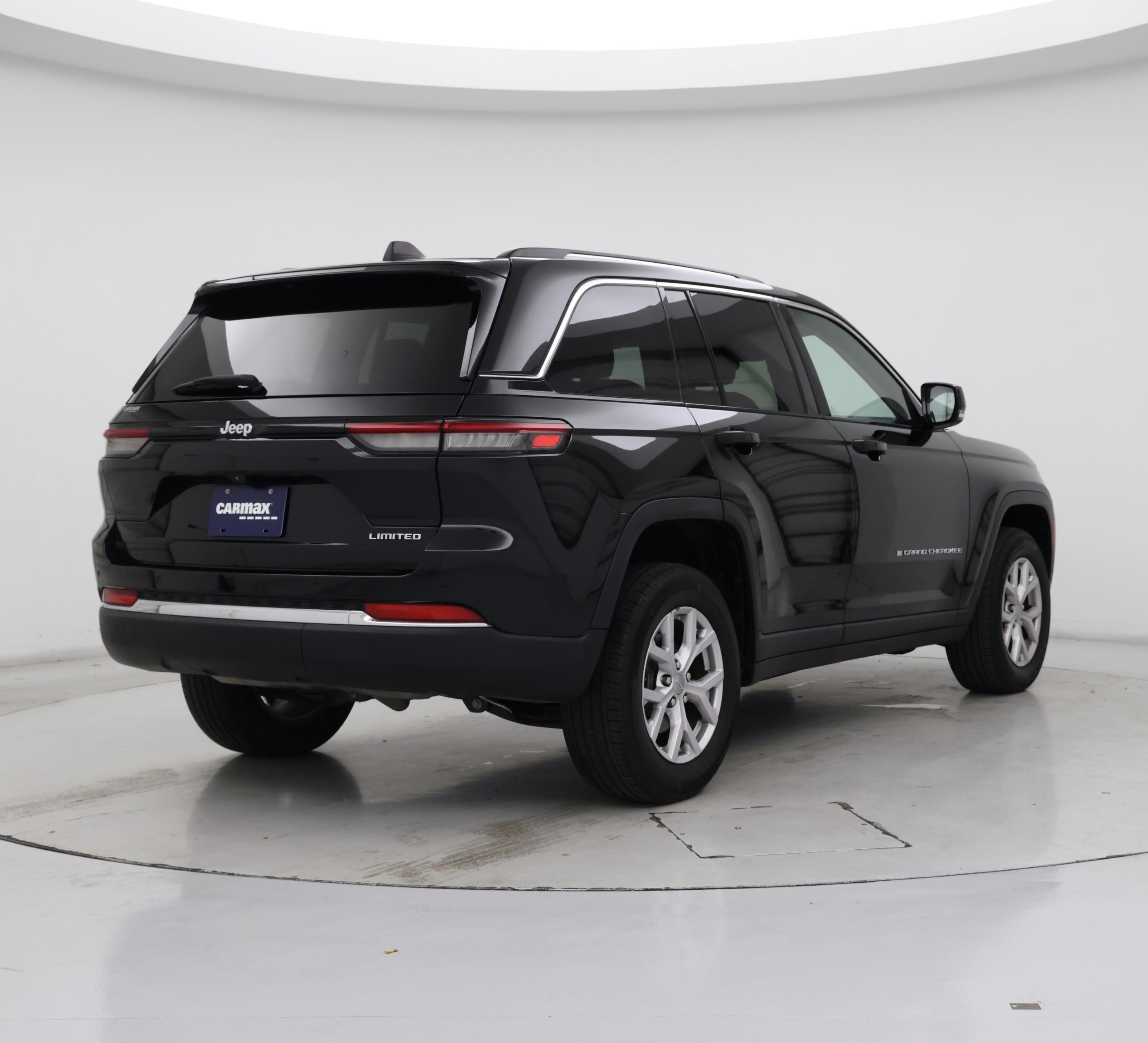 Thumbnail: 2022 Jeep Grand Cherokee - 8