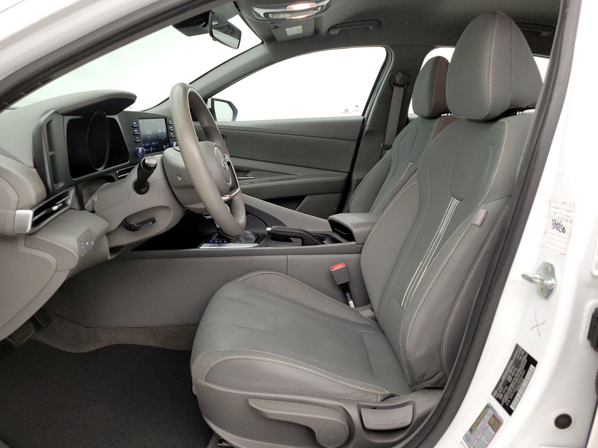 Thumbnail: 2021 Hyundai Elantra - 11
