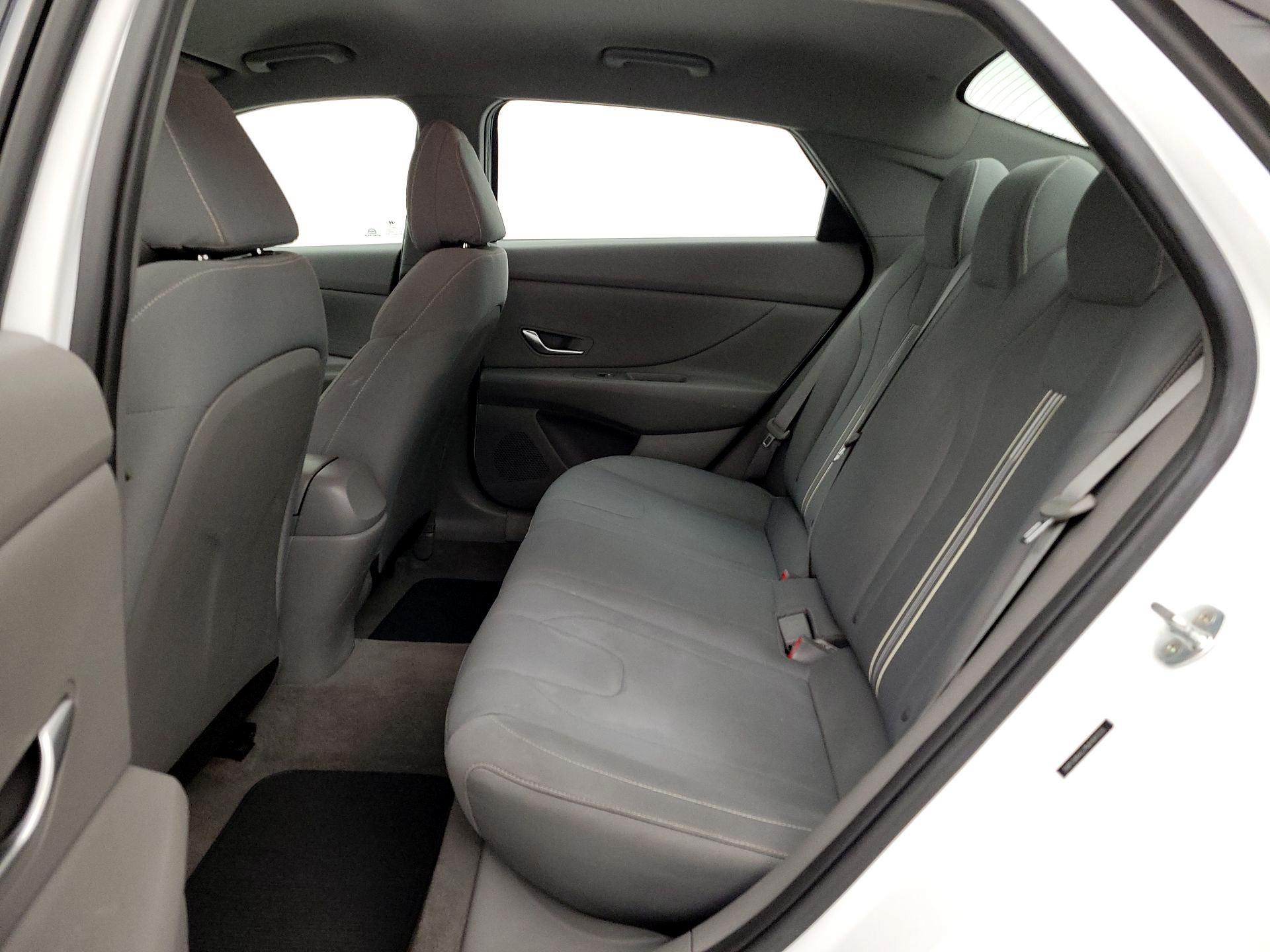 Thumbnail: 2021 Hyundai Elantra - 19