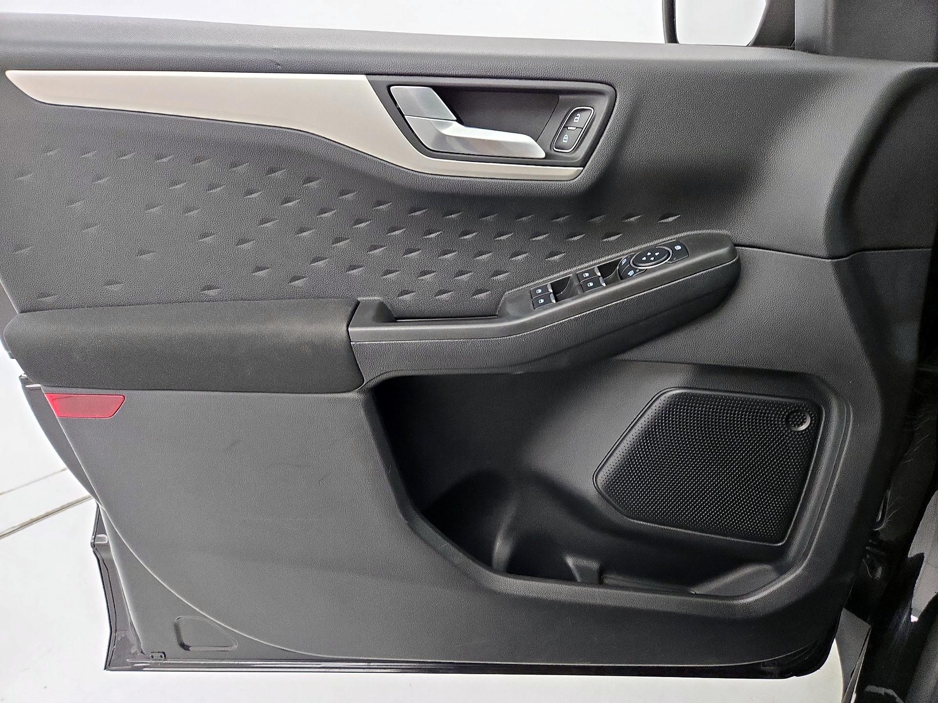 Thumbnail: 2020 Ford Escape - 12