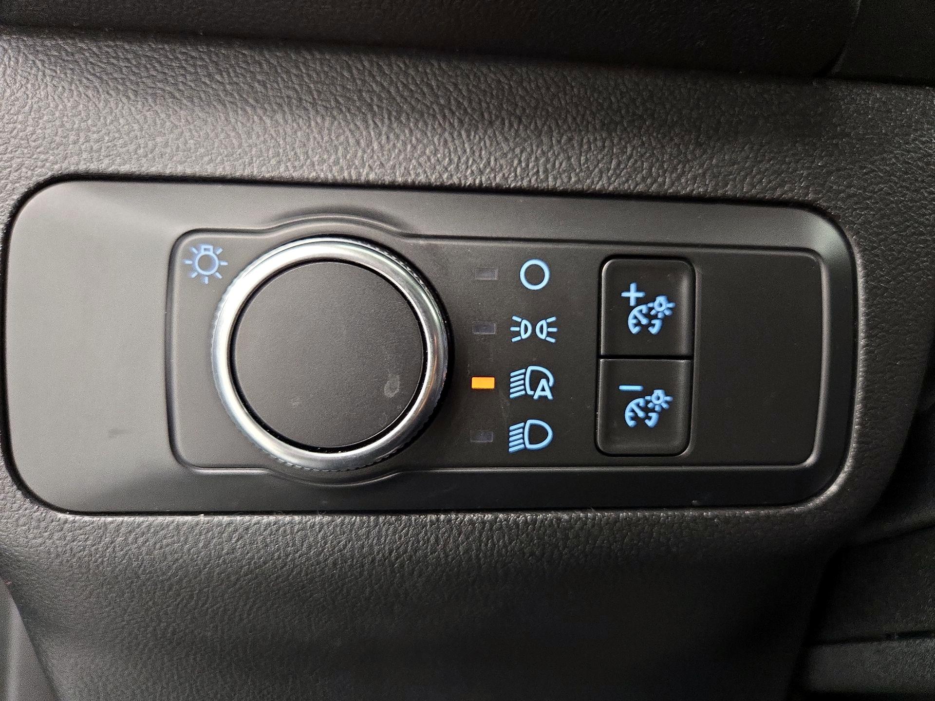 Thumbnail: 2020 Ford Escape - 13