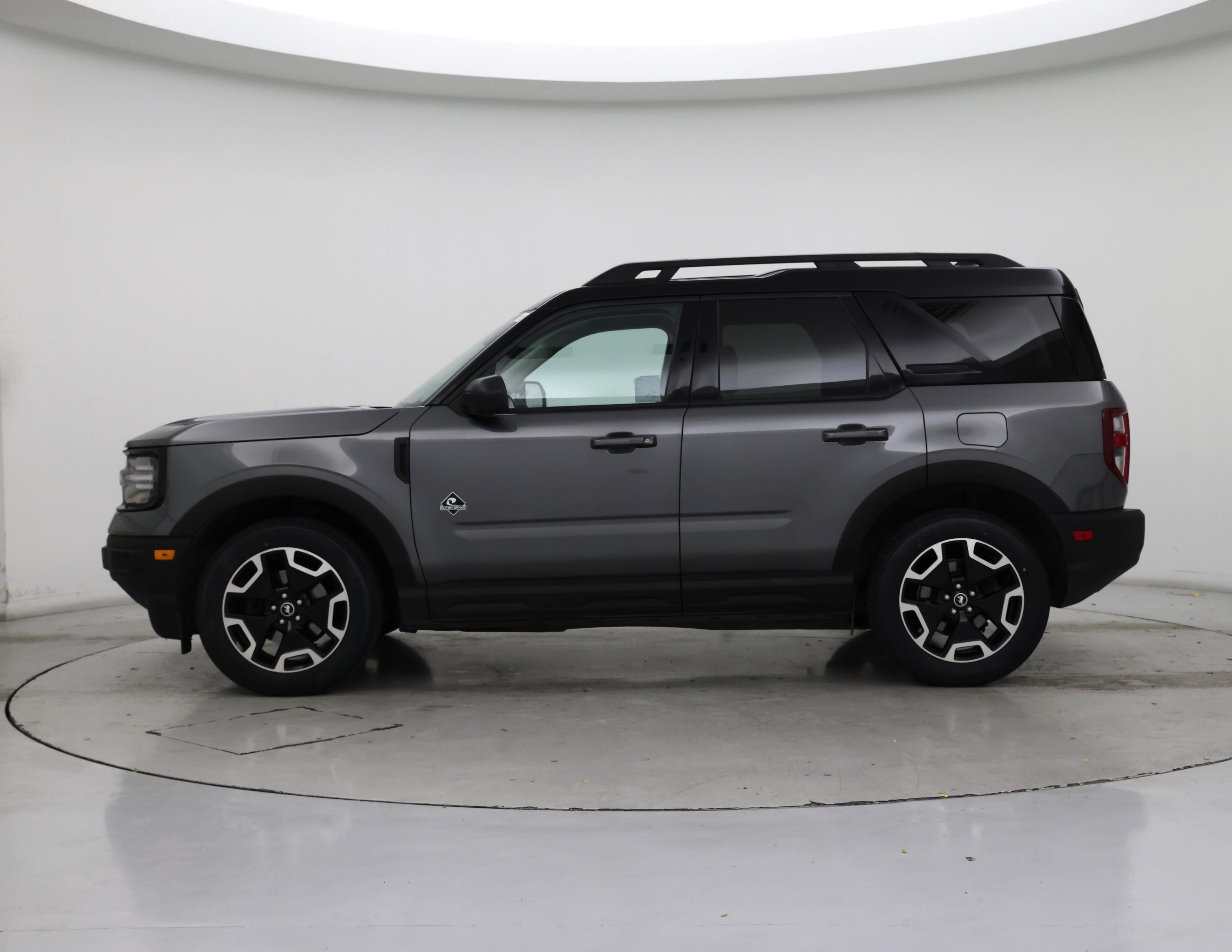 Thumbnail: 2022 Ford Bronco Sport - 3