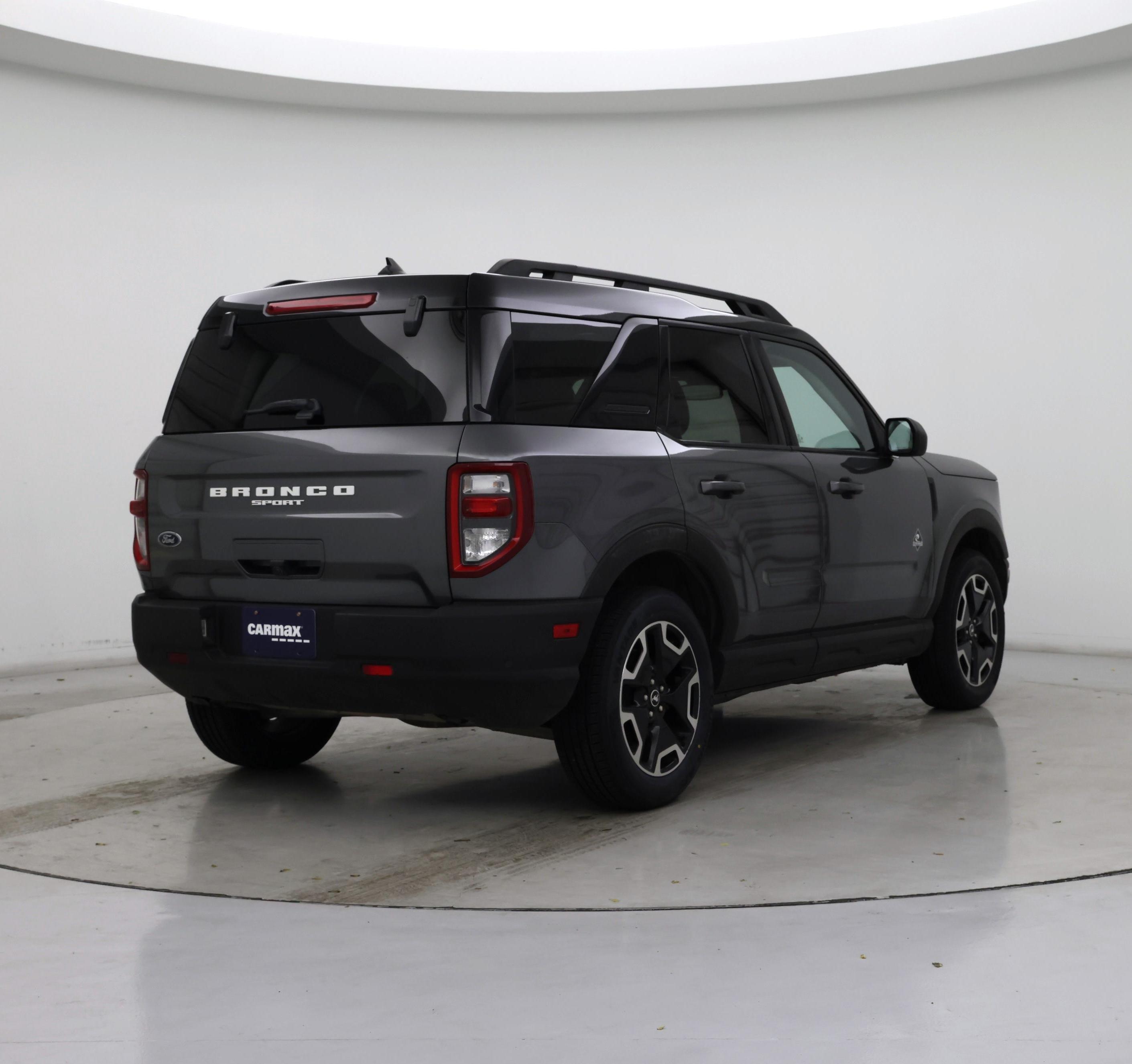 Thumbnail: 2022 Ford Bronco Sport - 8