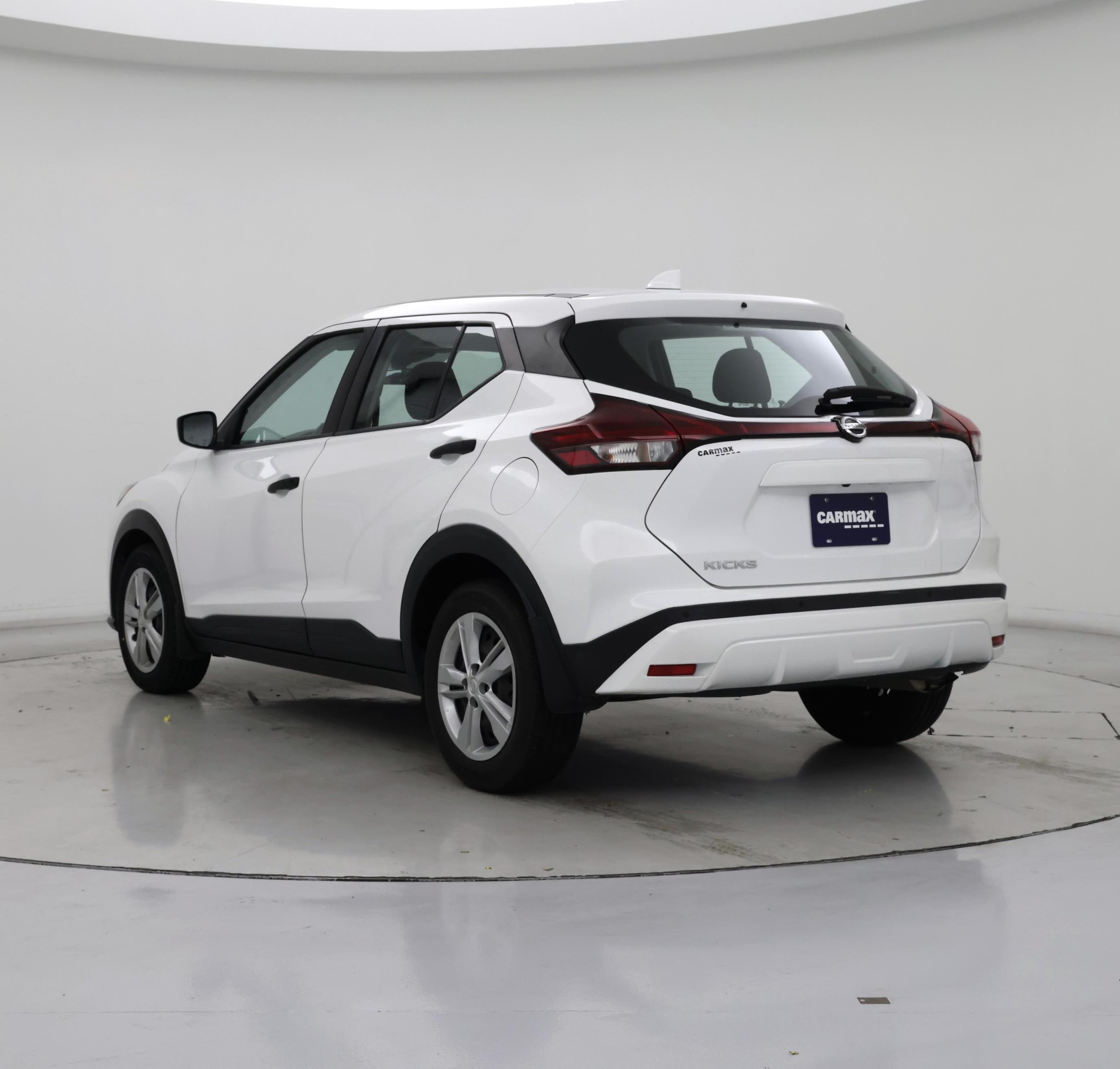 Thumbnail: 2021 Nissan Kicks - 2