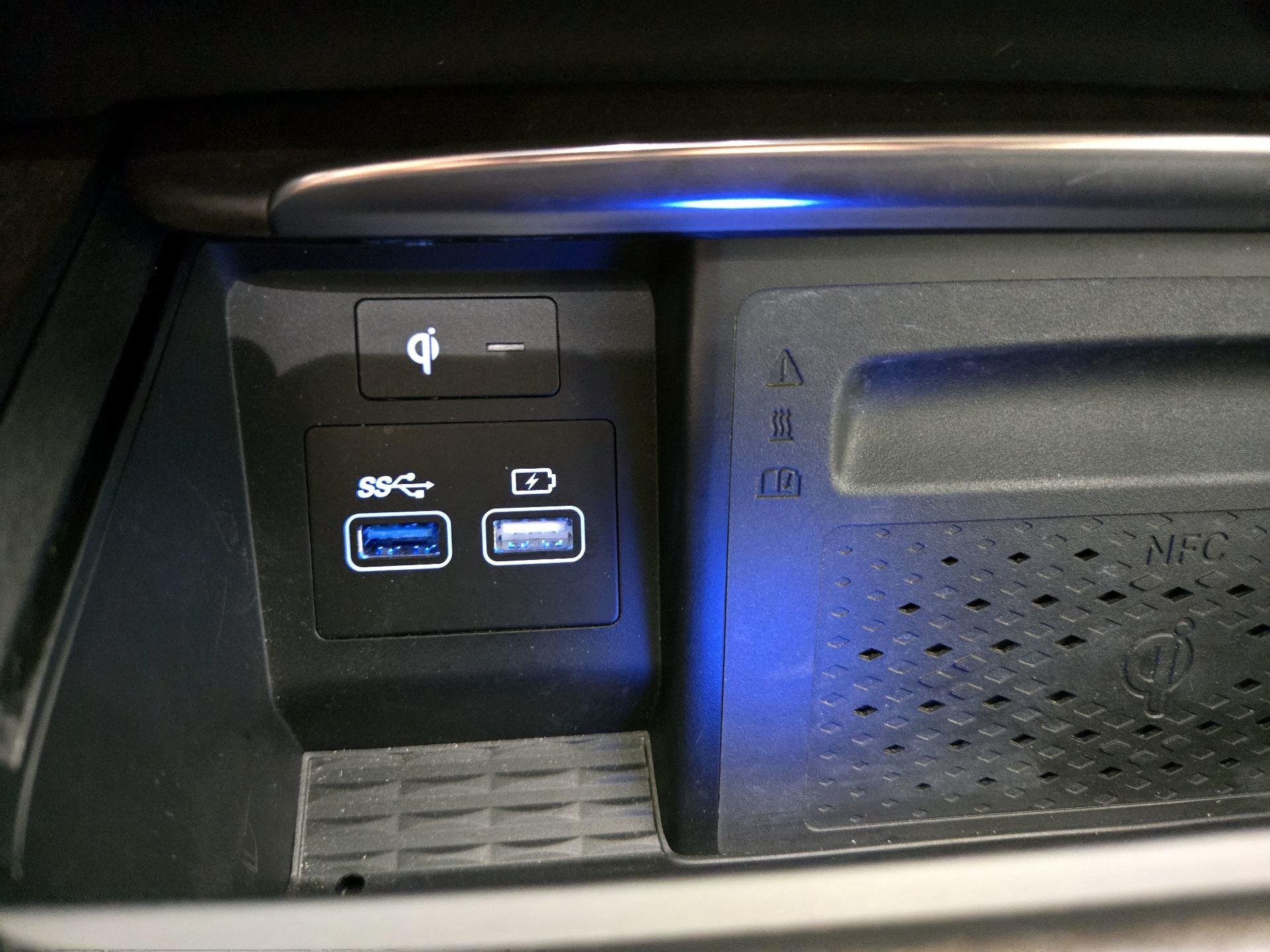 Thumbnail: 2021 Genesis GV80 - 19