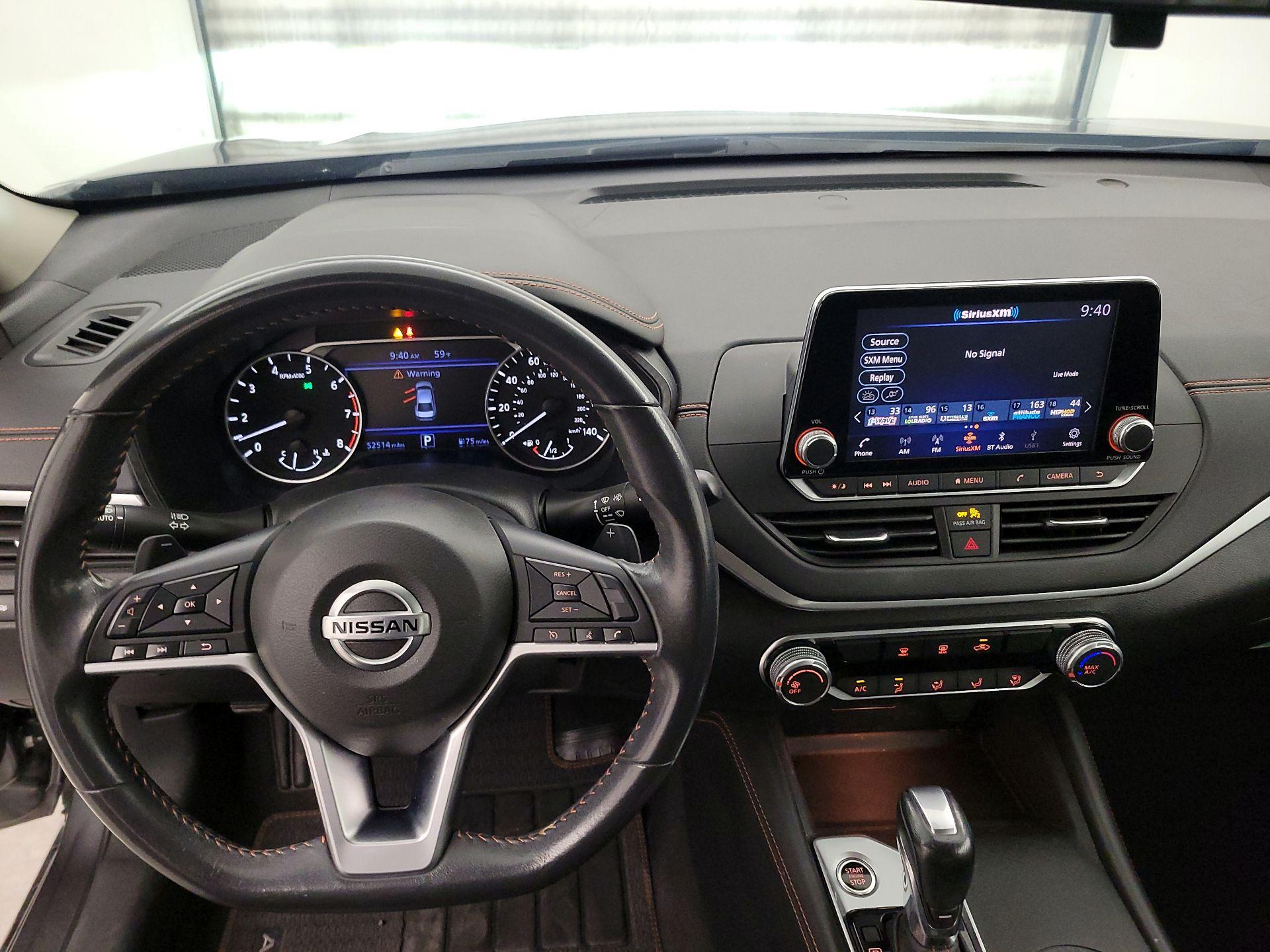 Thumbnail: 2022 Nissan Altima - 10