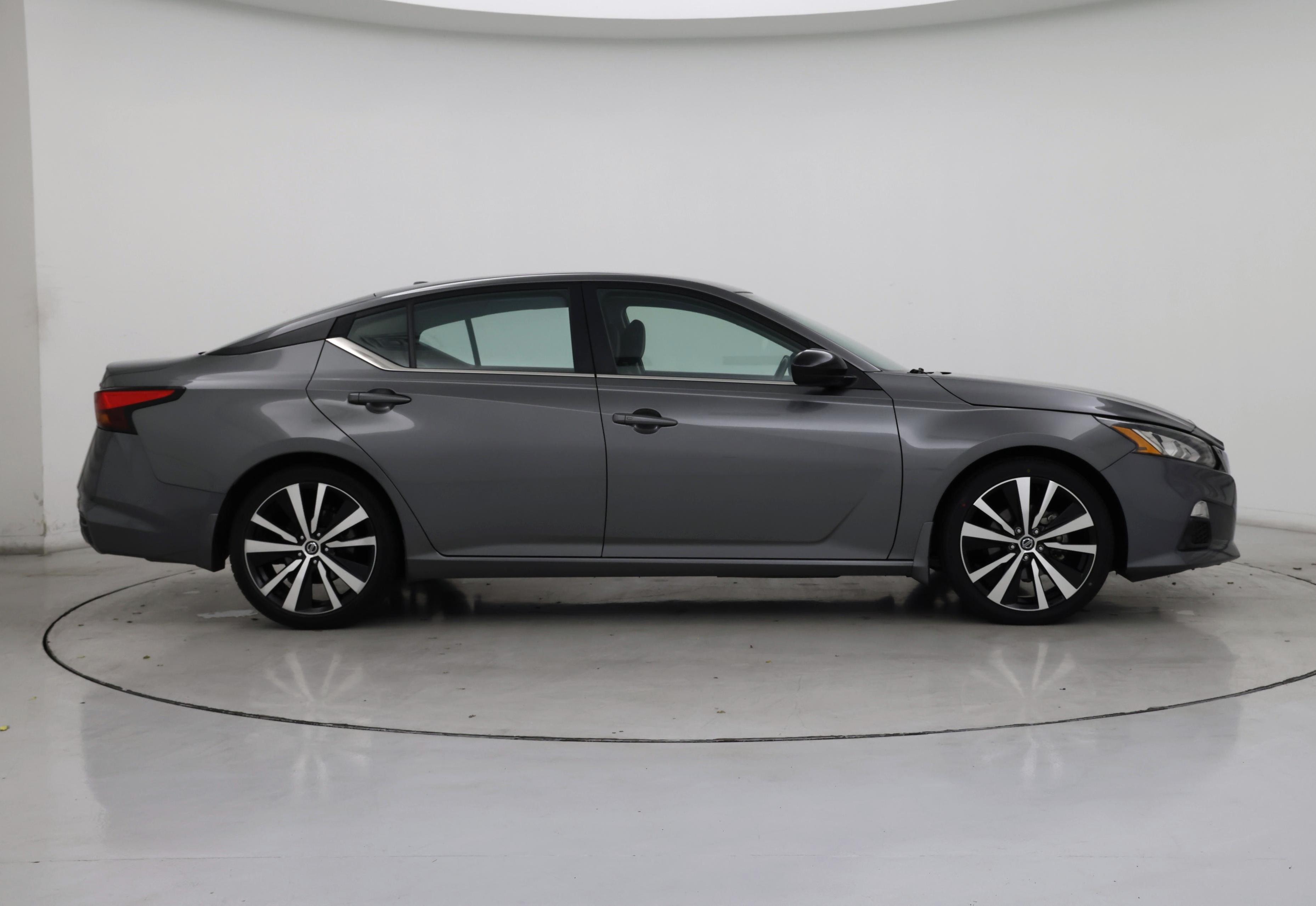 Thumbnail: 2022 Nissan Altima - 7