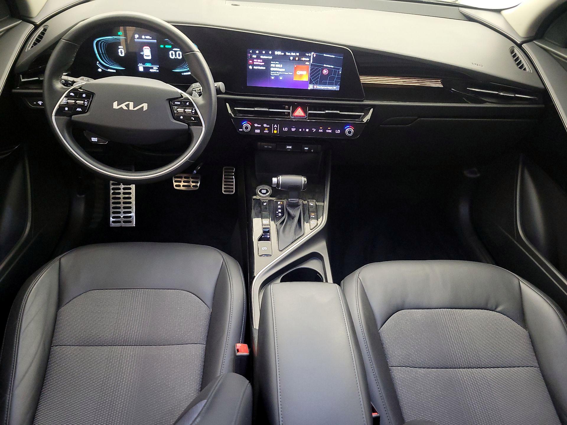 Thumbnail: 2023 Kia Niro - 9