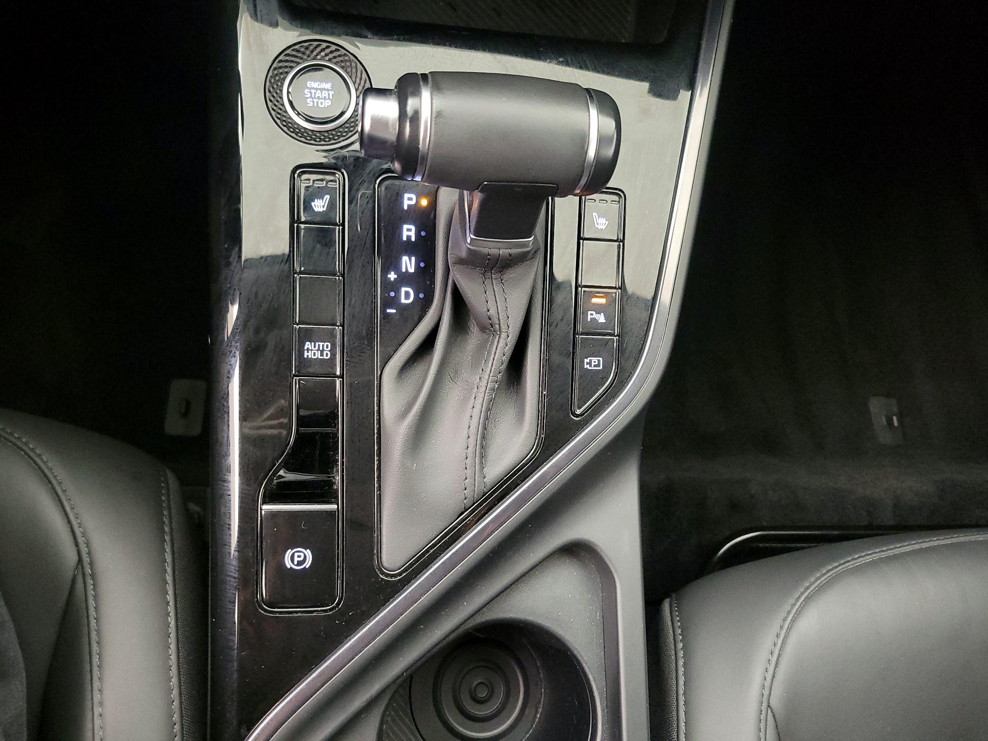 Thumbnail: 2023 Kia Niro - 18