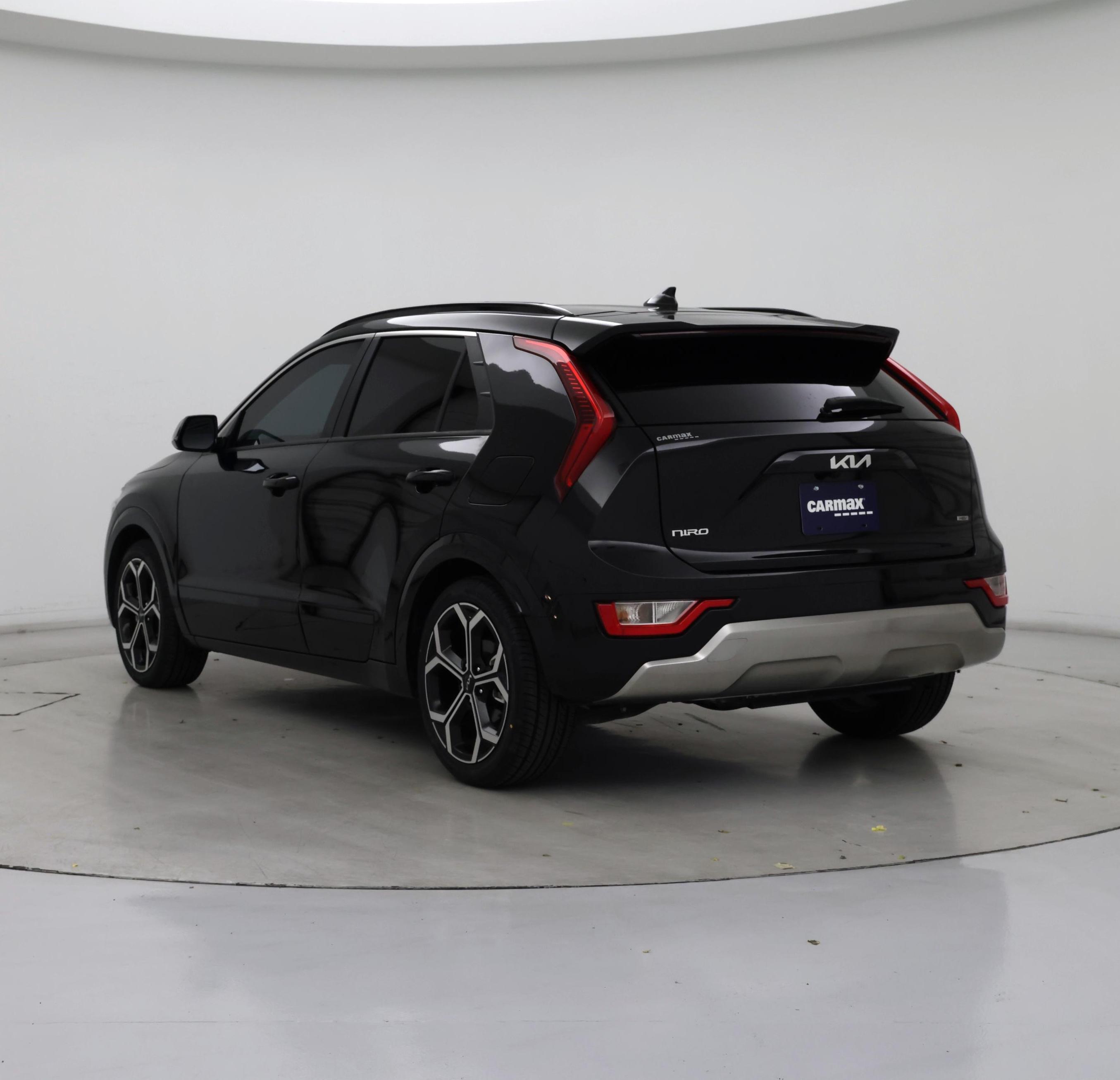 Thumbnail: 2023 Kia Niro - 2