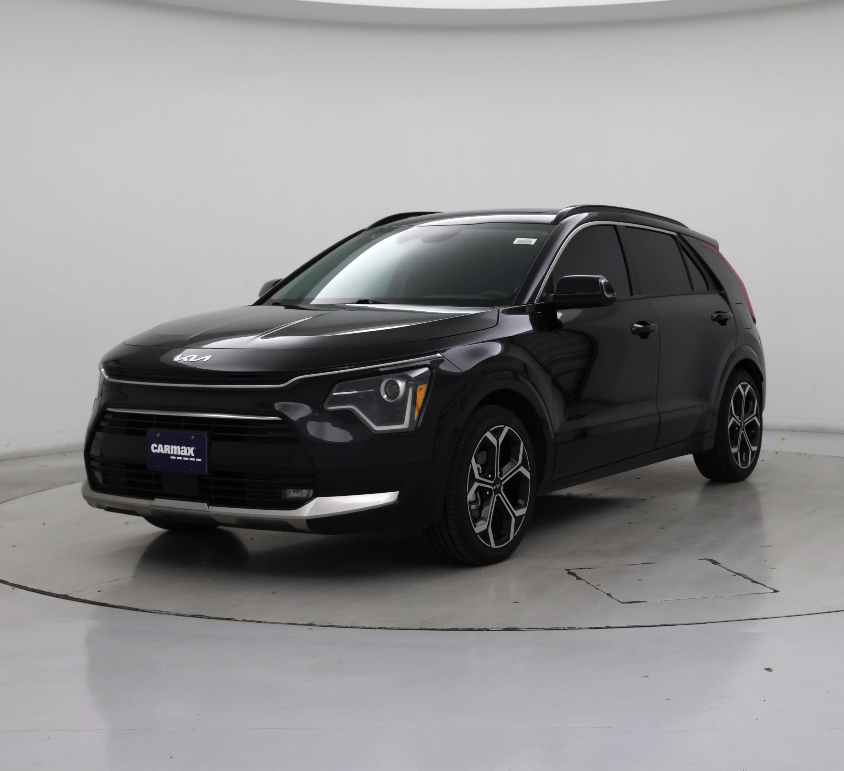 Thumbnail: 2023 Kia Niro - 4
