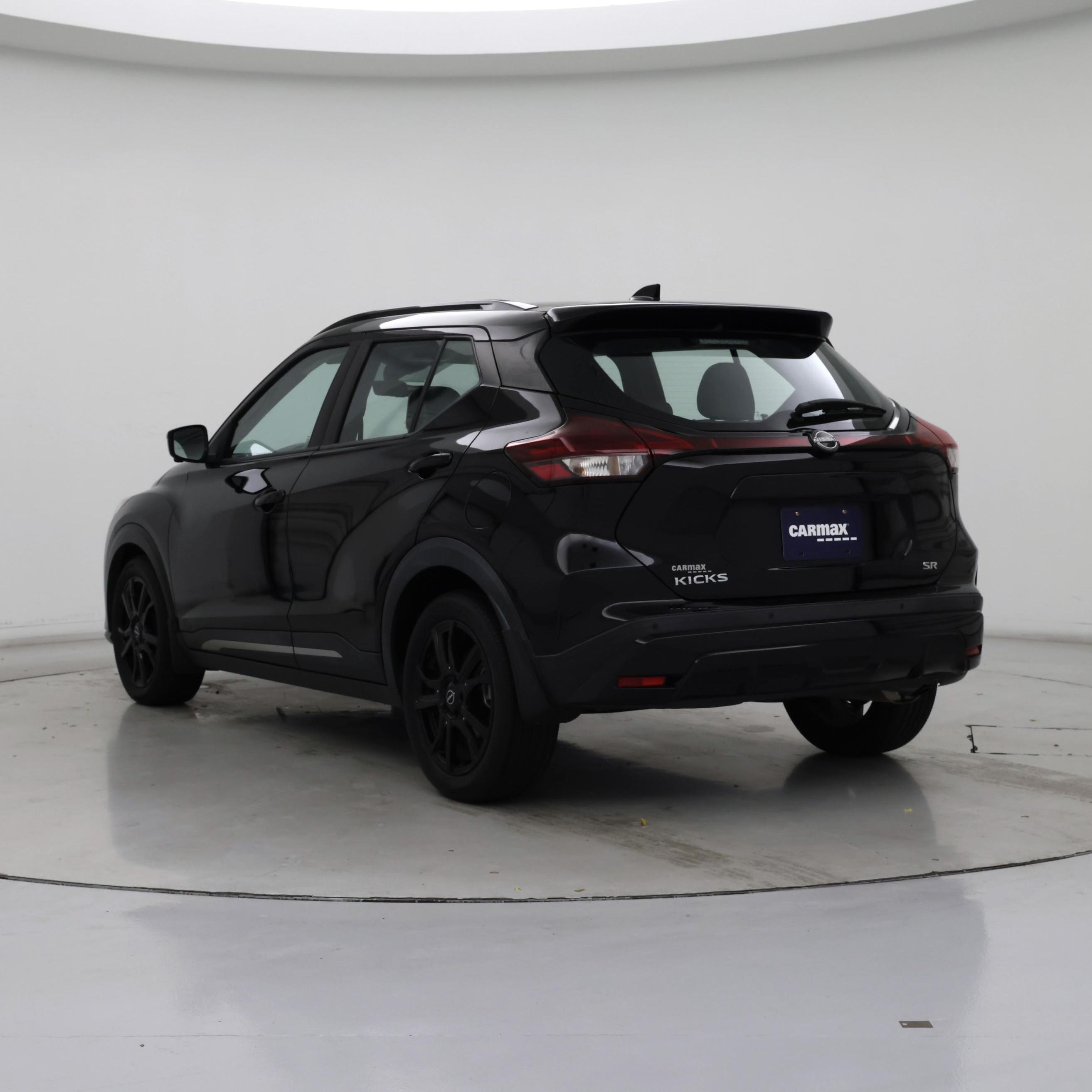 Thumbnail: 2022 Nissan Kicks - 2