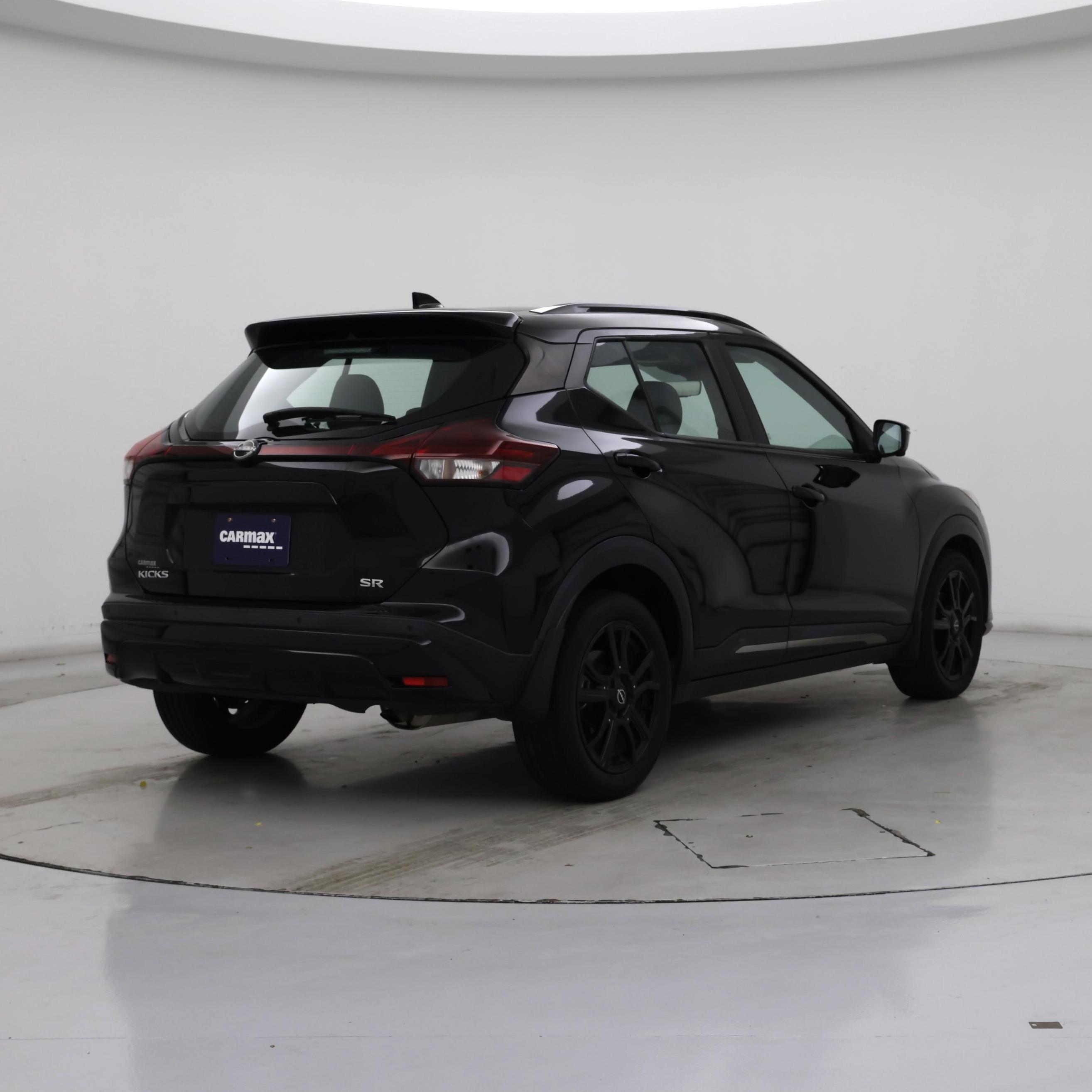 Thumbnail: 2022 Nissan Kicks - 8