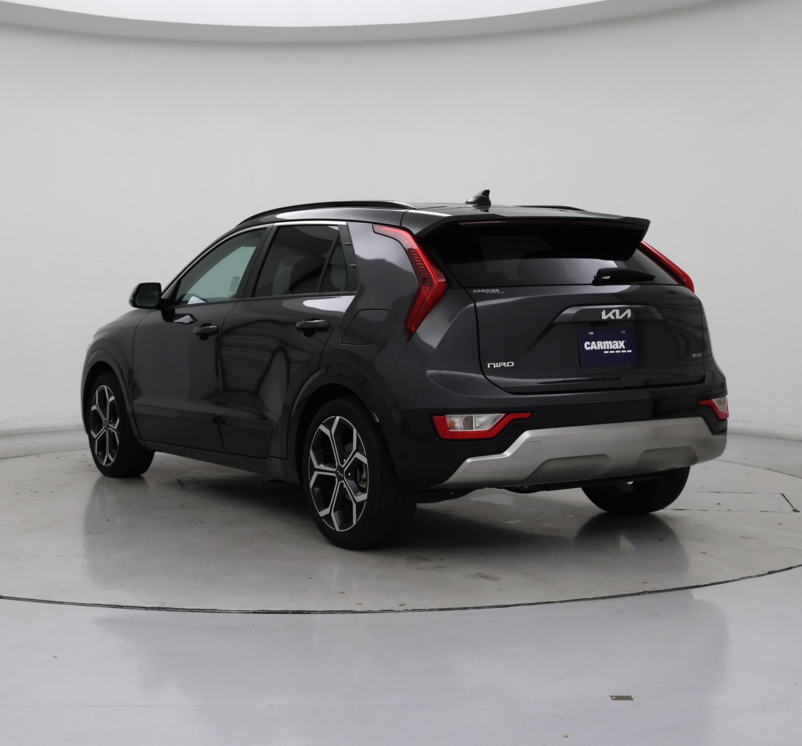 Thumbnail: 2023 Kia Niro - 2
