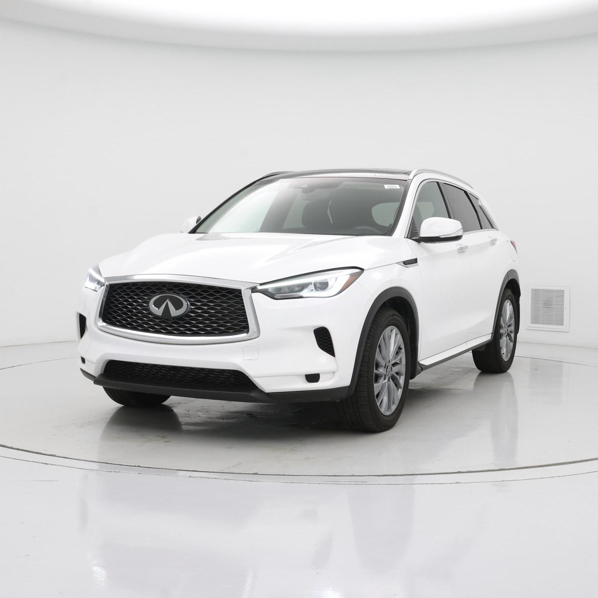 Thumbnail: 2023 INFINITI QX50 - 4