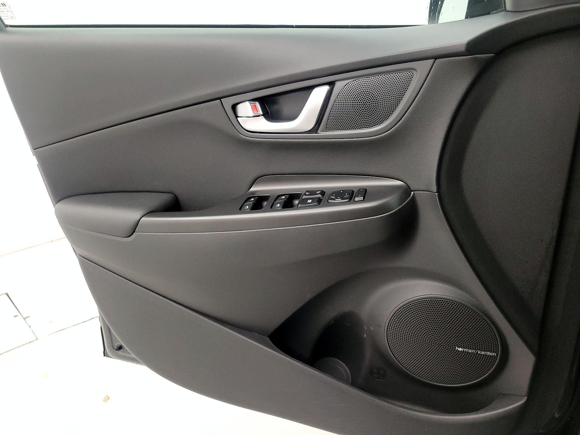 Thumbnail: 2022 Hyundai Kona - 12
