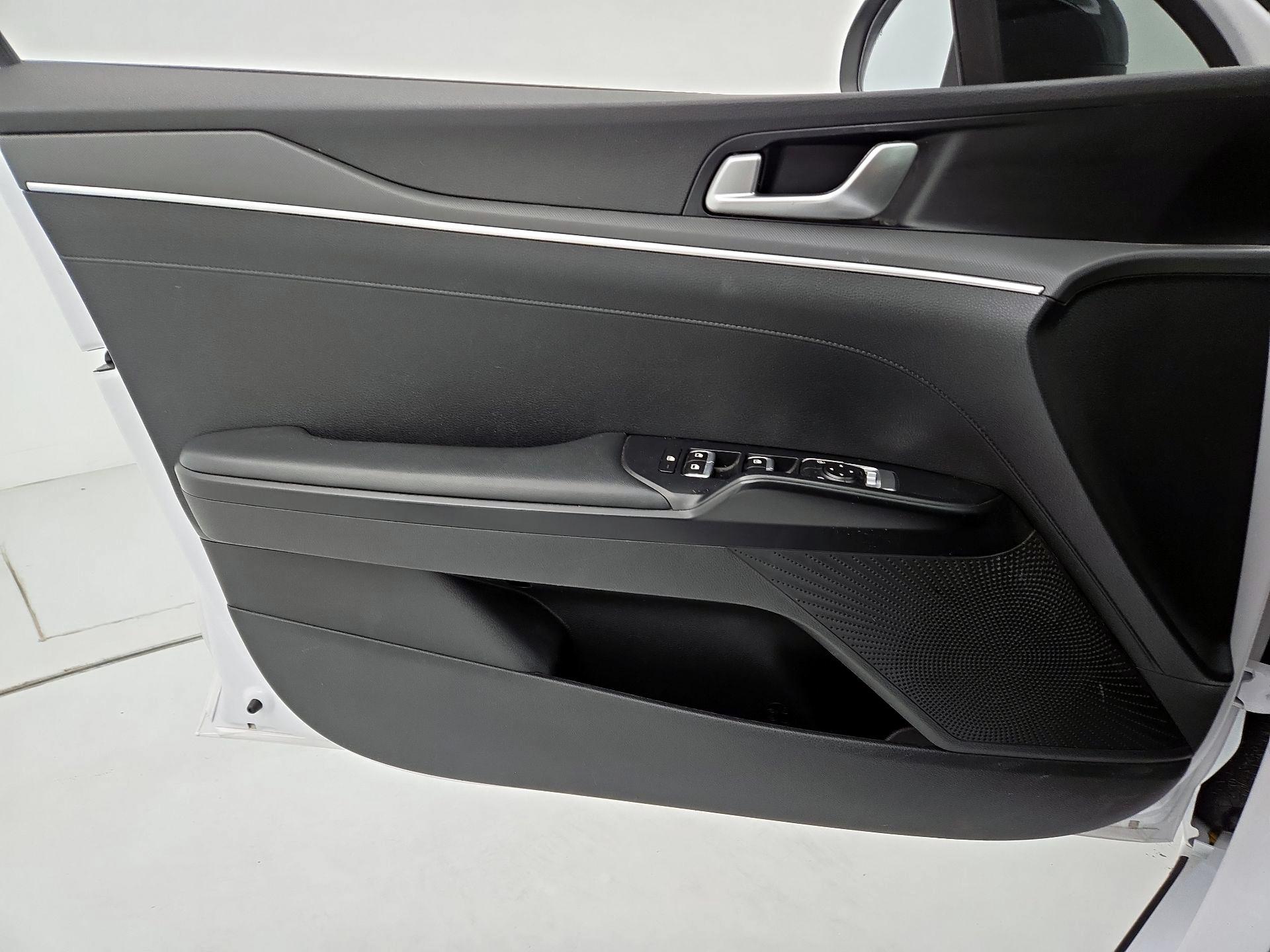 Thumbnail: 2021 Kia K5 - 12