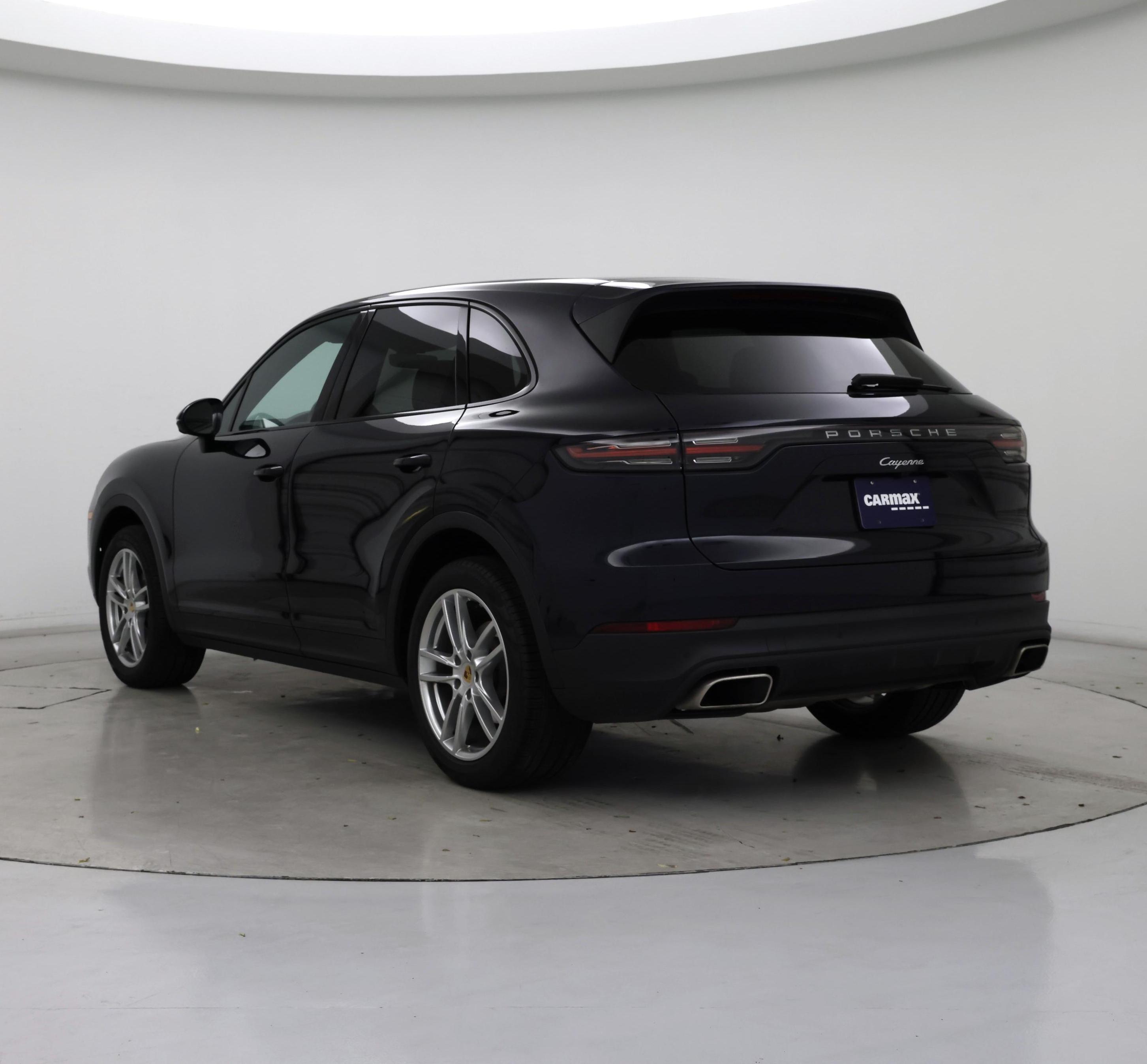 Thumbnail: 2020 Porsche Cayenne - 2