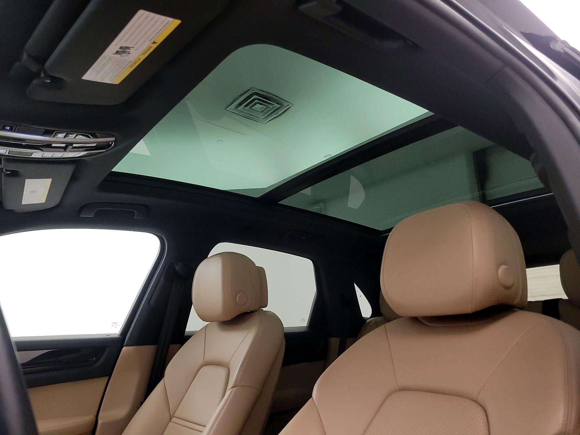 Thumbnail: 2020 Porsche Cayenne - 20