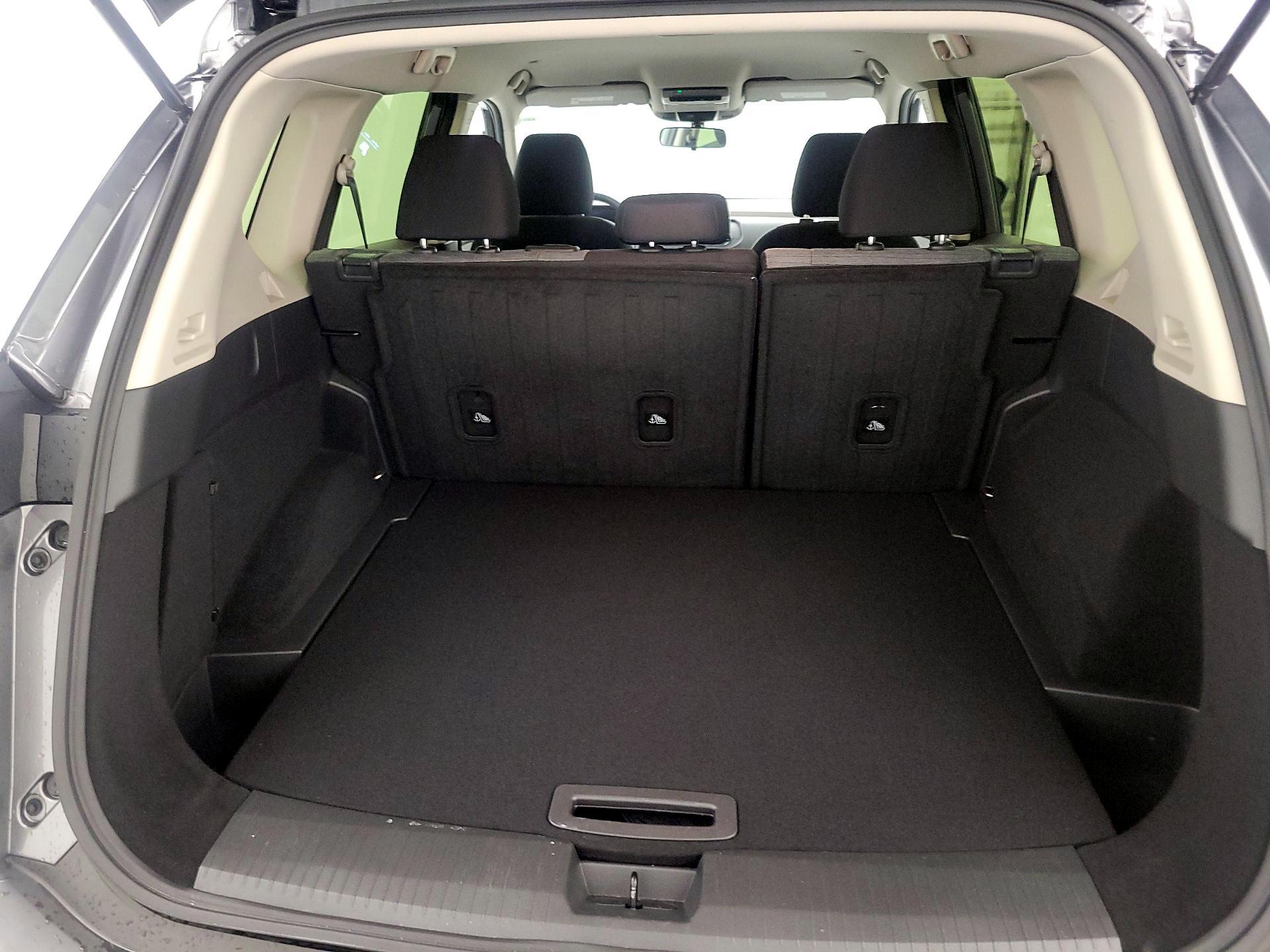 Thumbnail: 2023 Nissan Rogue - 20