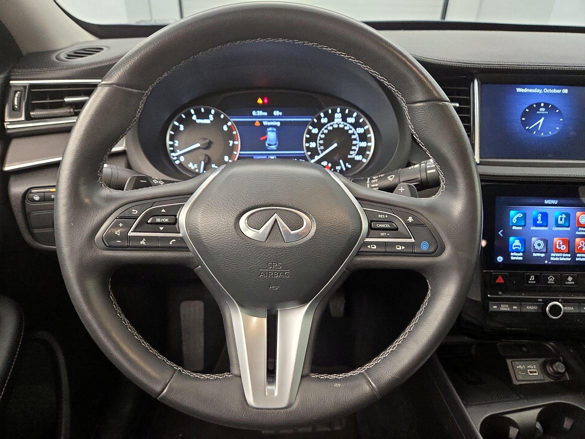 Thumbnail: 2023 INFINITI QX50 - 10