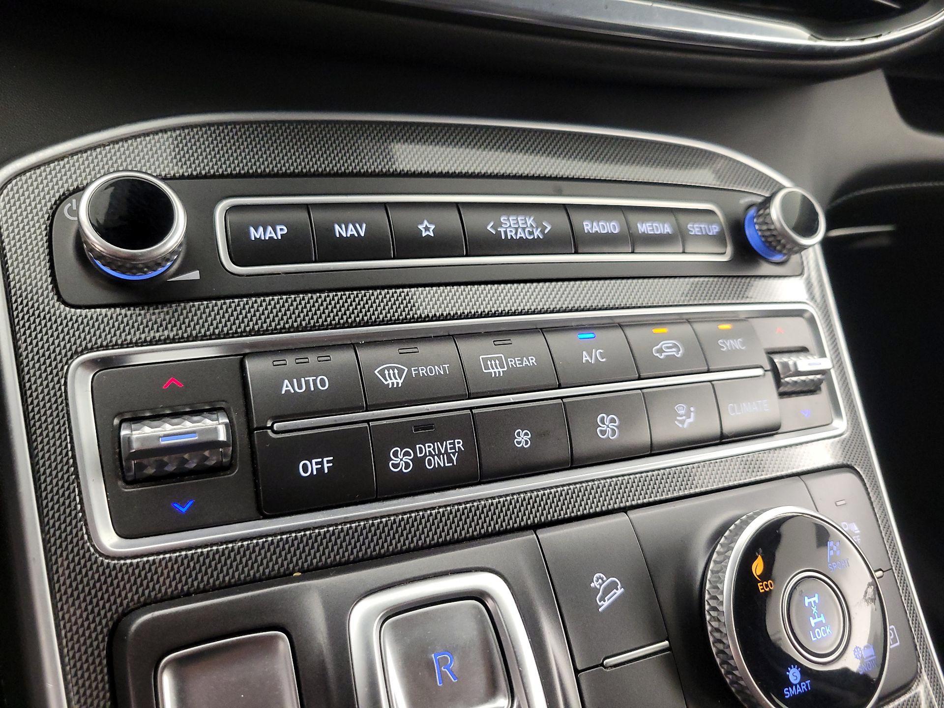 Thumbnail: 2022 Hyundai Santa Fe - 17