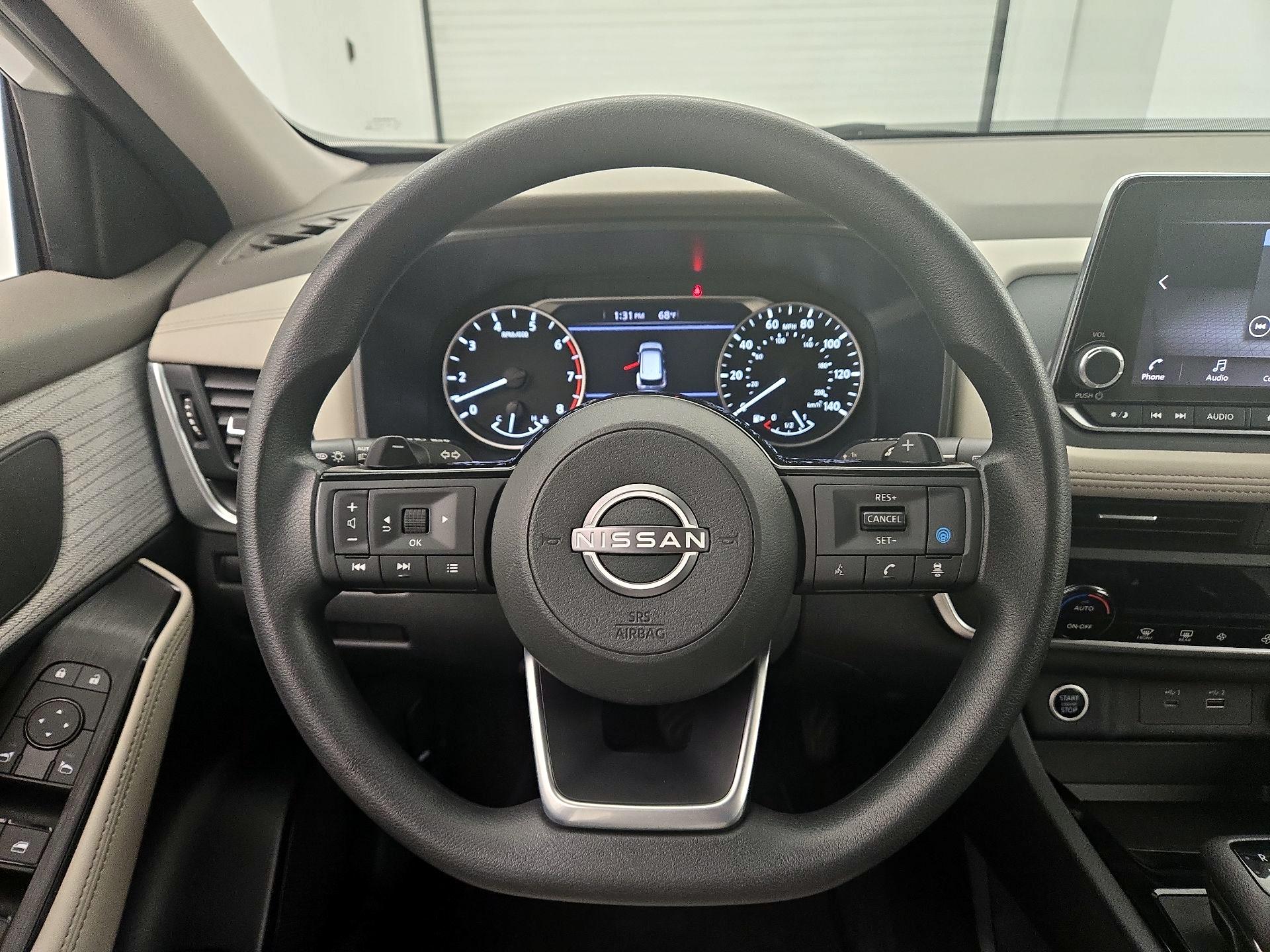 Thumbnail: 2023 Nissan Rogue - 10