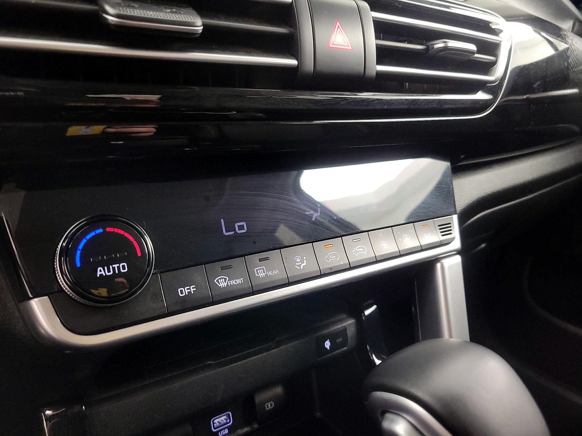 Thumbnail: 2021 Kia Seltos - 16