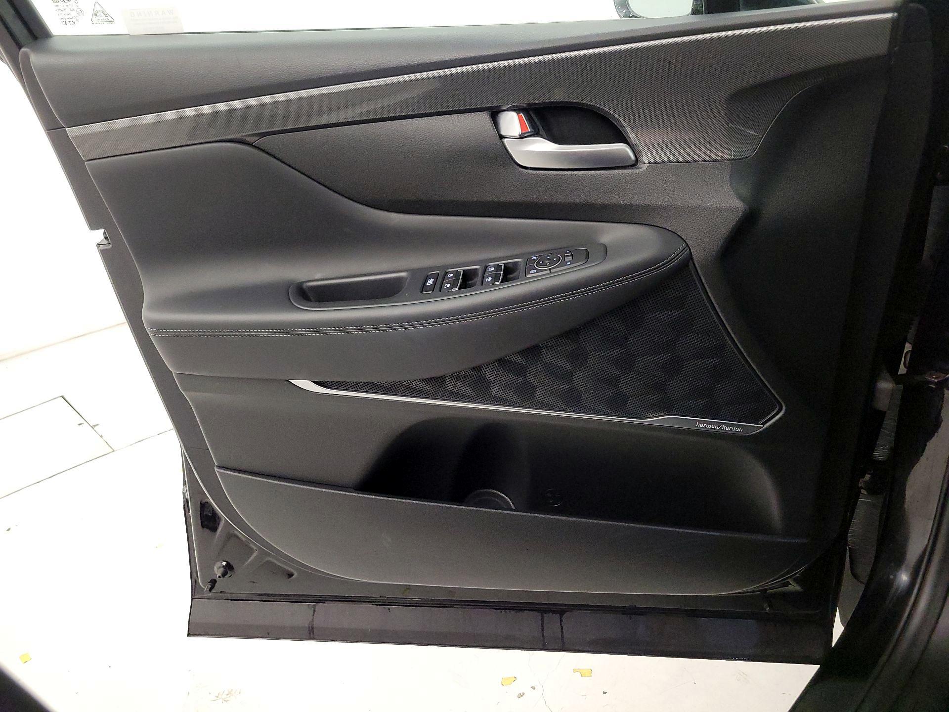 Thumbnail: 2022 Hyundai Santa Fe - 12