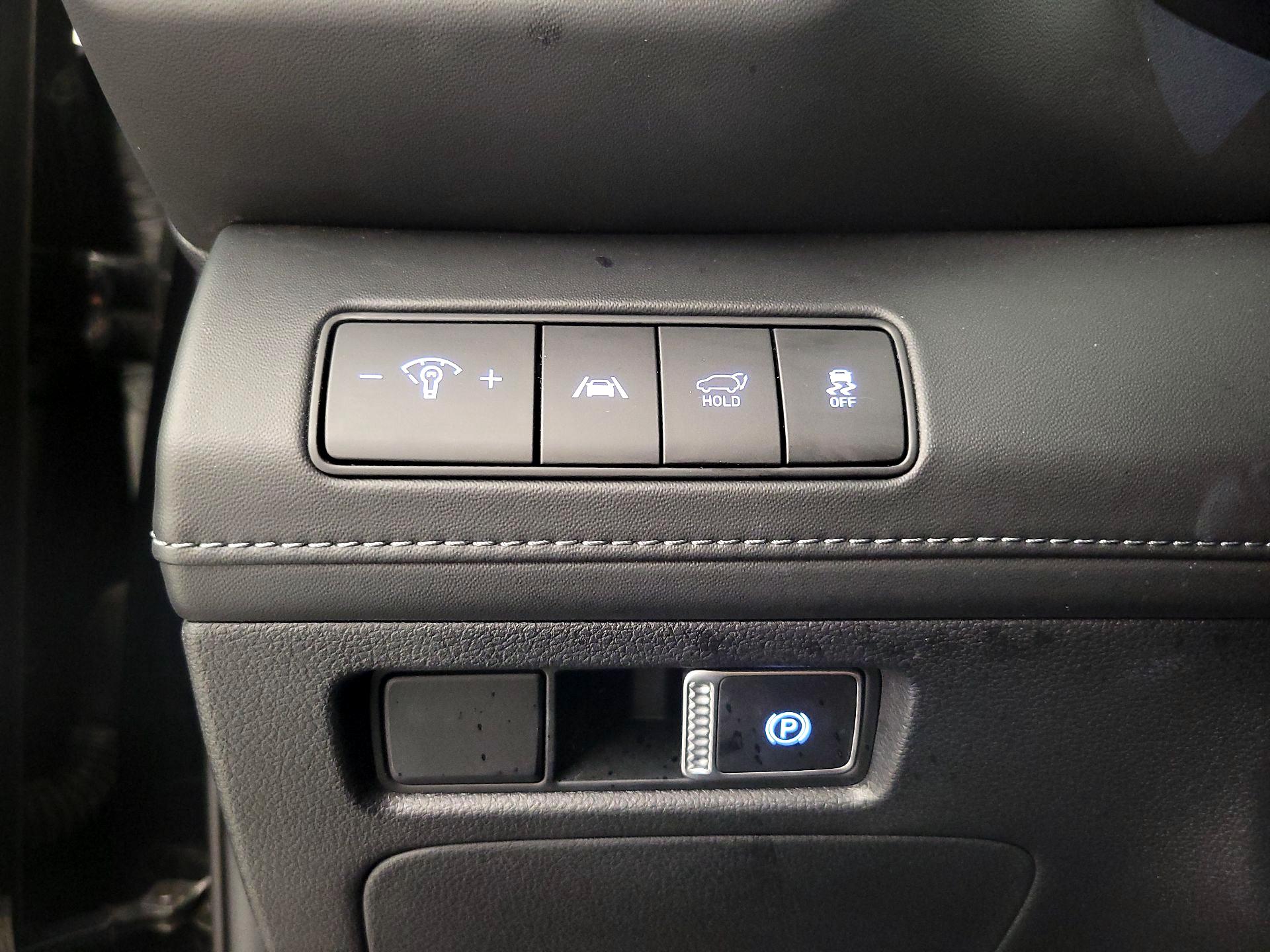 Thumbnail: 2022 Hyundai Santa Fe - 13