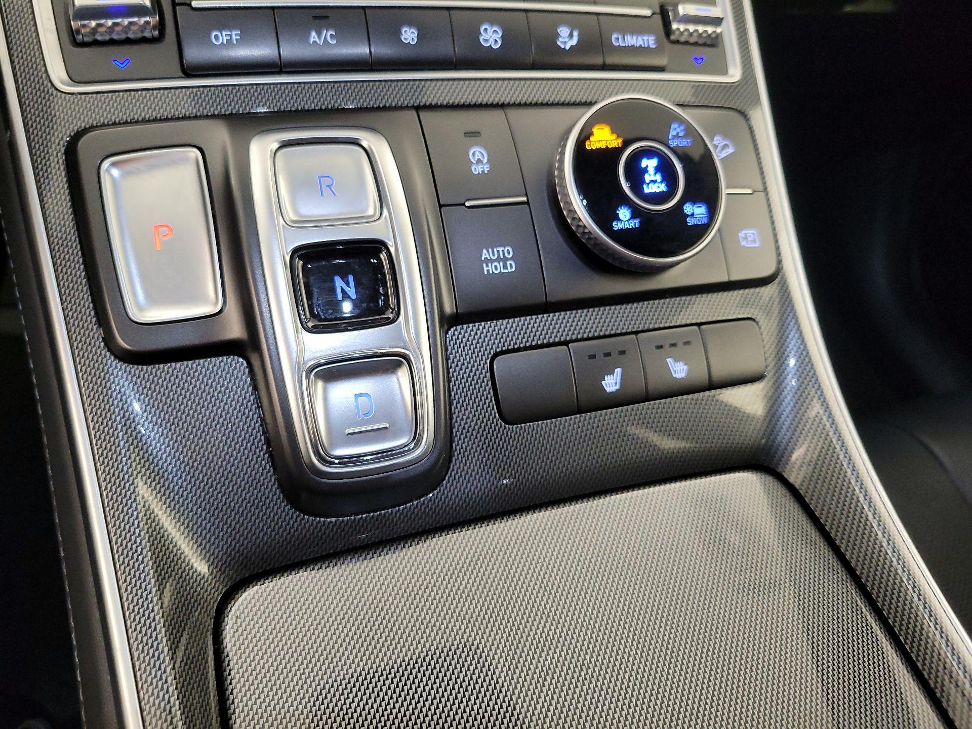 Thumbnail: 2022 Hyundai Santa Fe - 18