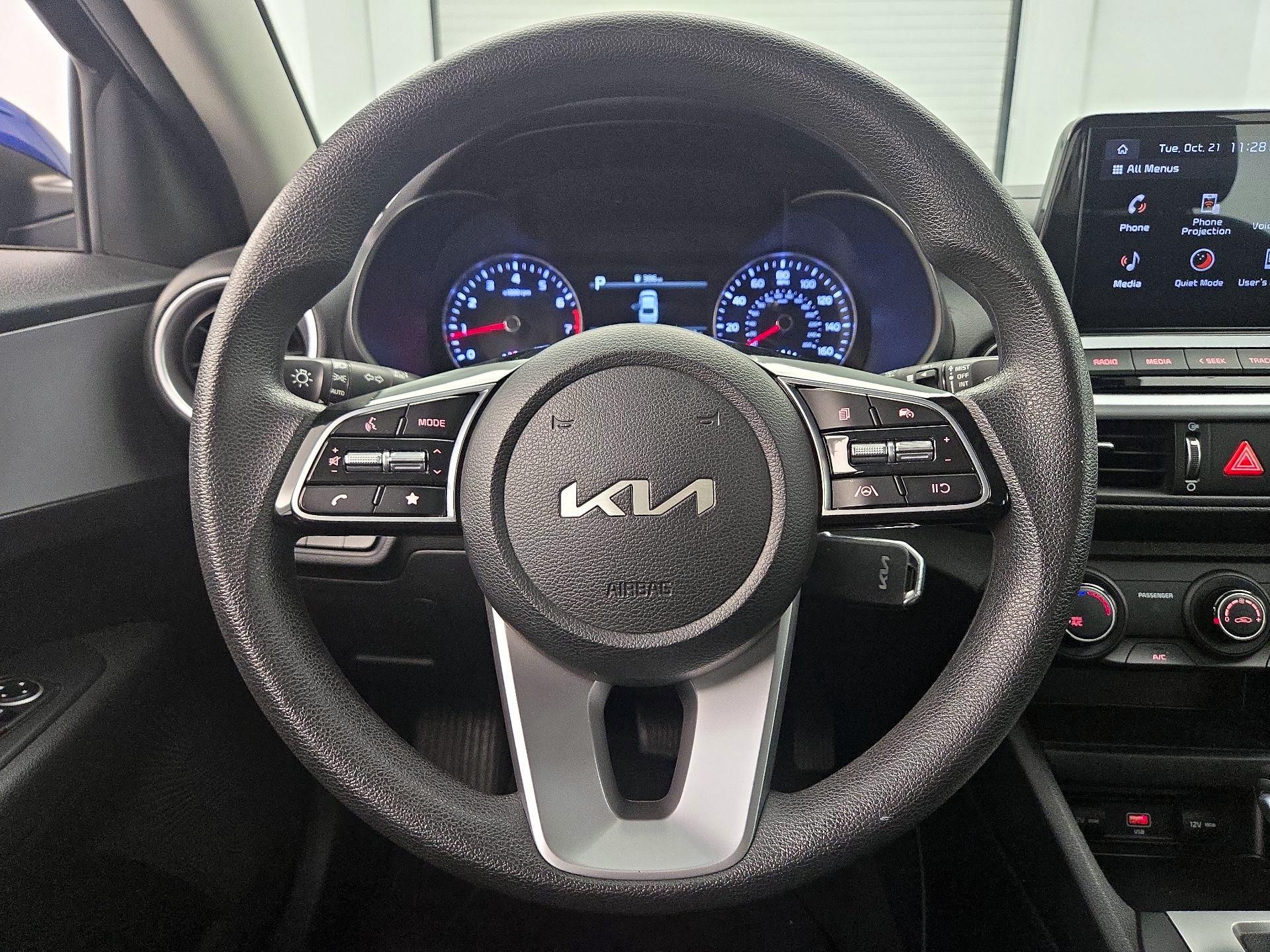 Thumbnail: 2023 Kia Forte - 10