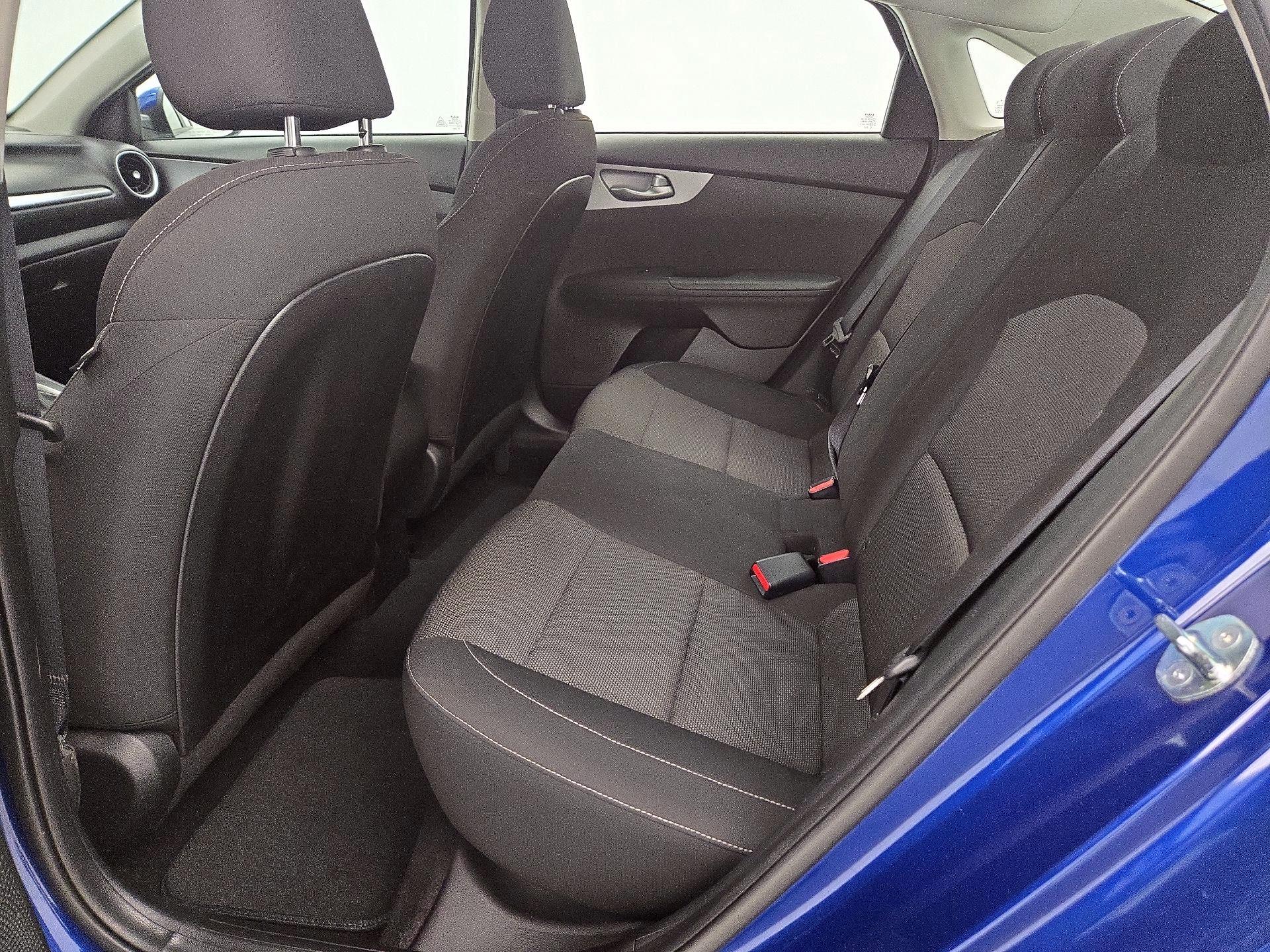 Thumbnail: 2023 Kia Forte - 19