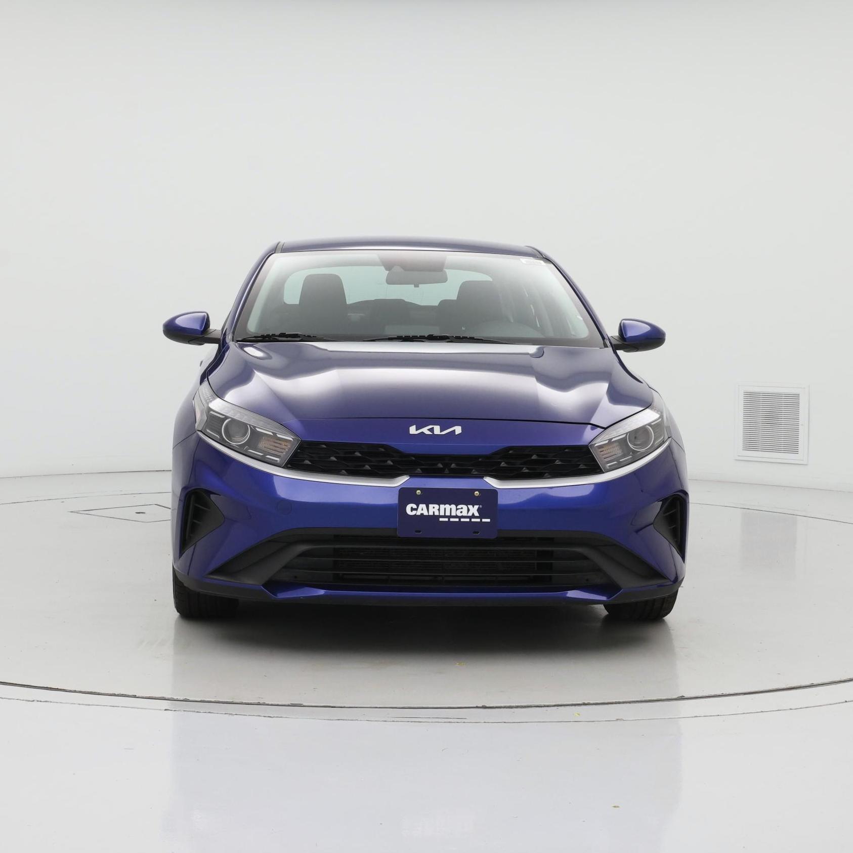 Thumbnail: 2023 Kia Forte - 5