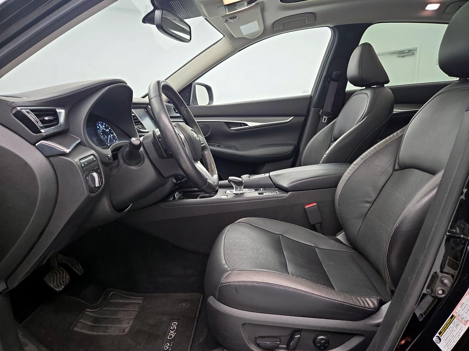 Thumbnail: 2022 INFINITI QX50 - 11