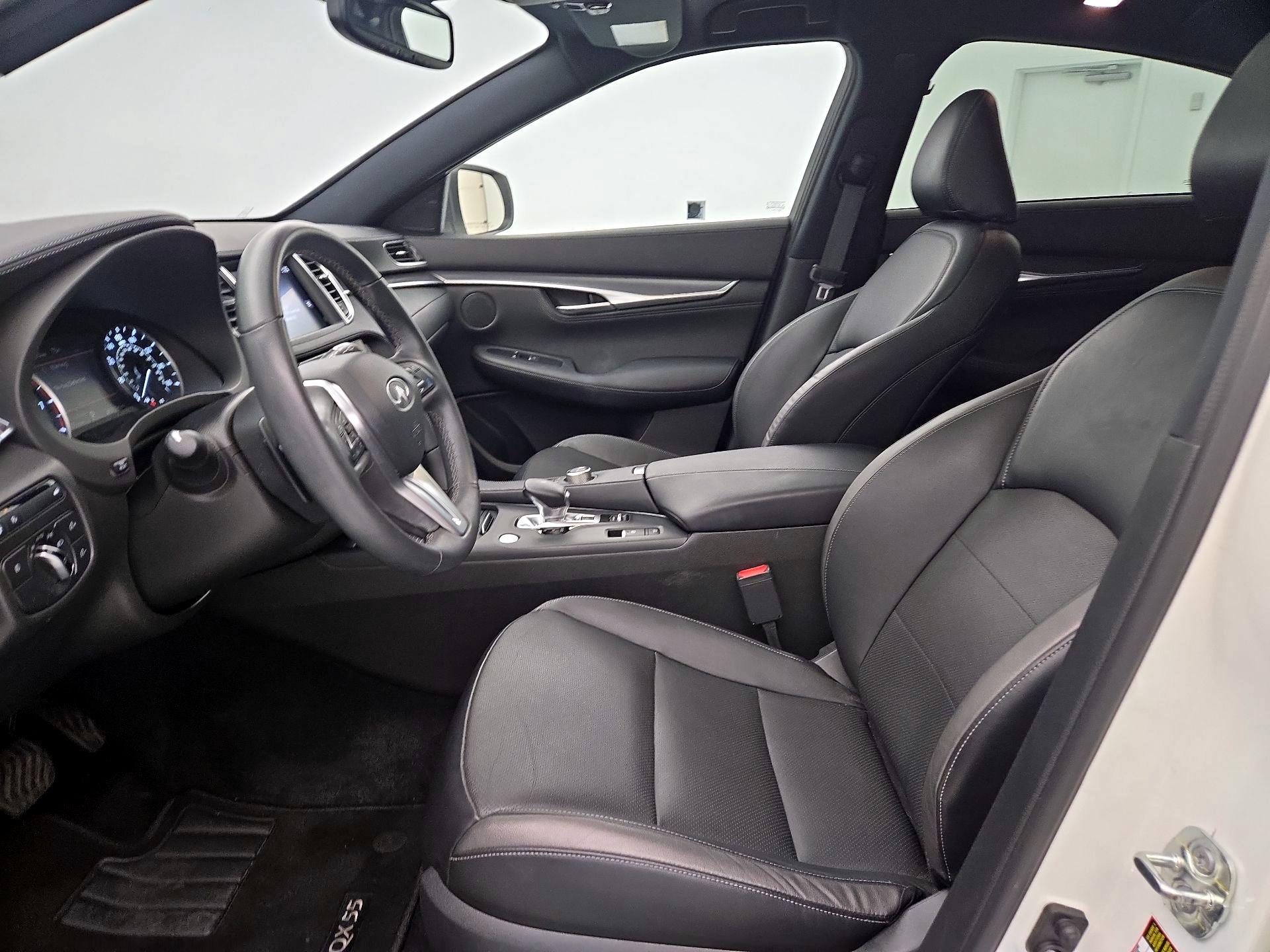 Thumbnail: 2023 INFINITI QX55 - 11