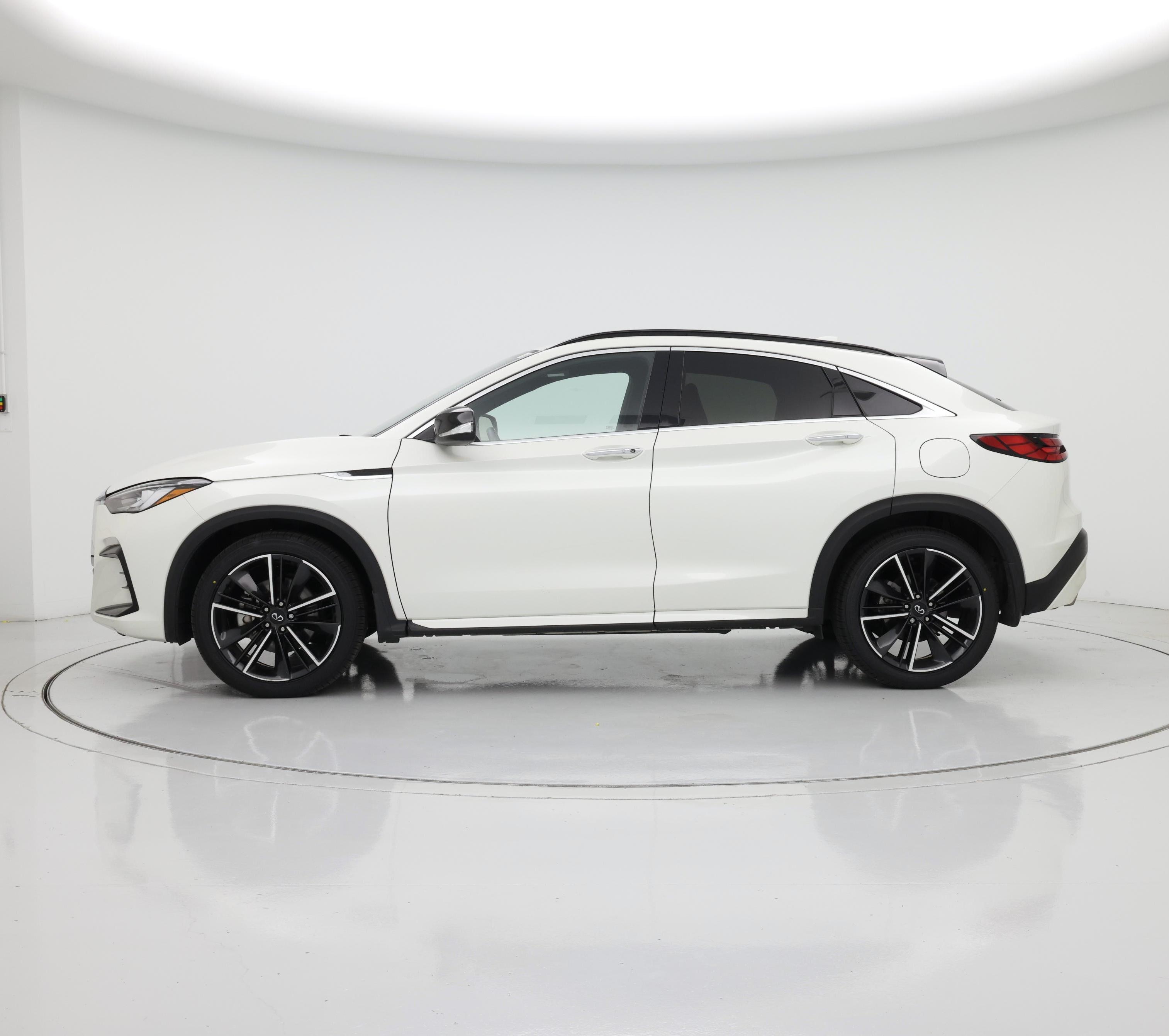 Thumbnail: 2023 INFINITI QX55 - 3