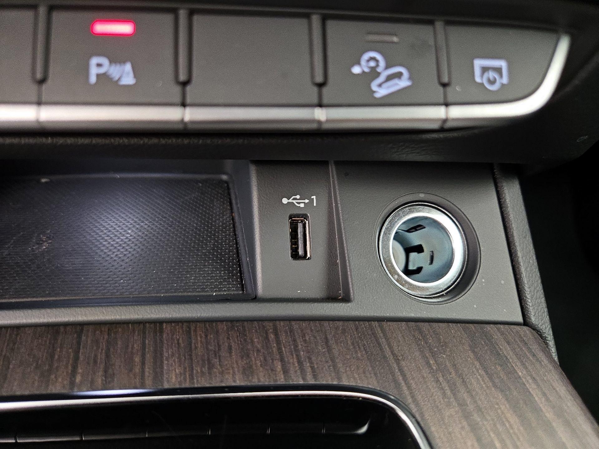 Thumbnail: 2023 Audi Q5 - 18