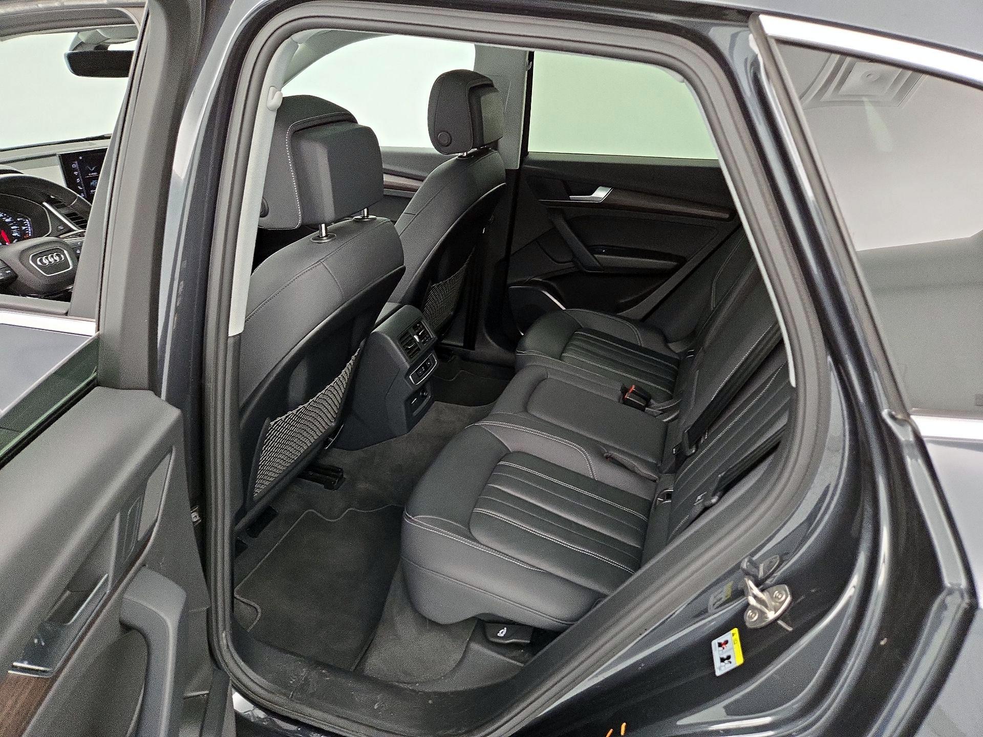 Thumbnail: 2023 Audi Q5 - 20